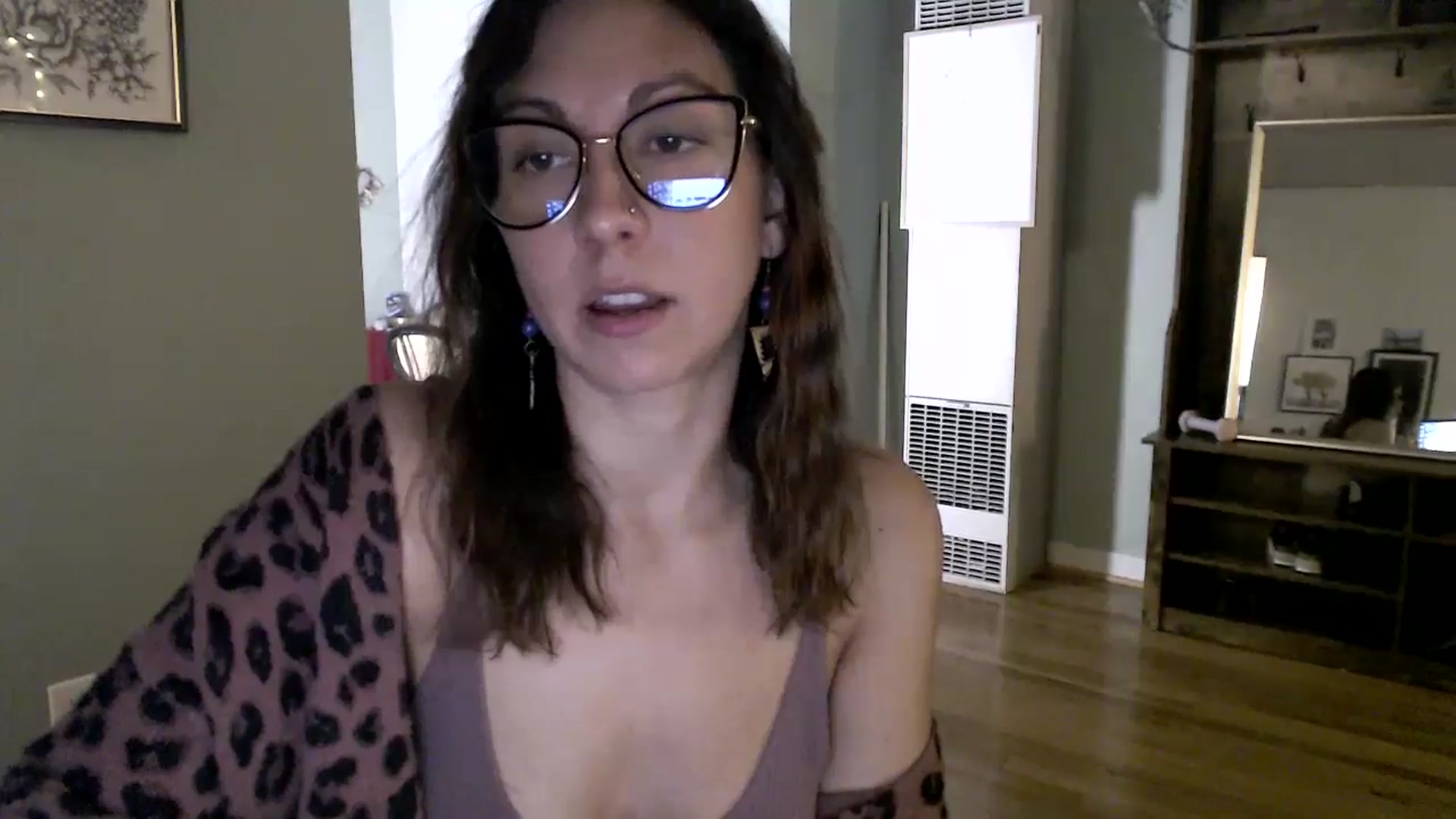 Gallery image thumbnail from Wheres_Willow's myfreecams stream on, 04/29/2024, 04:10 image 20 of 20