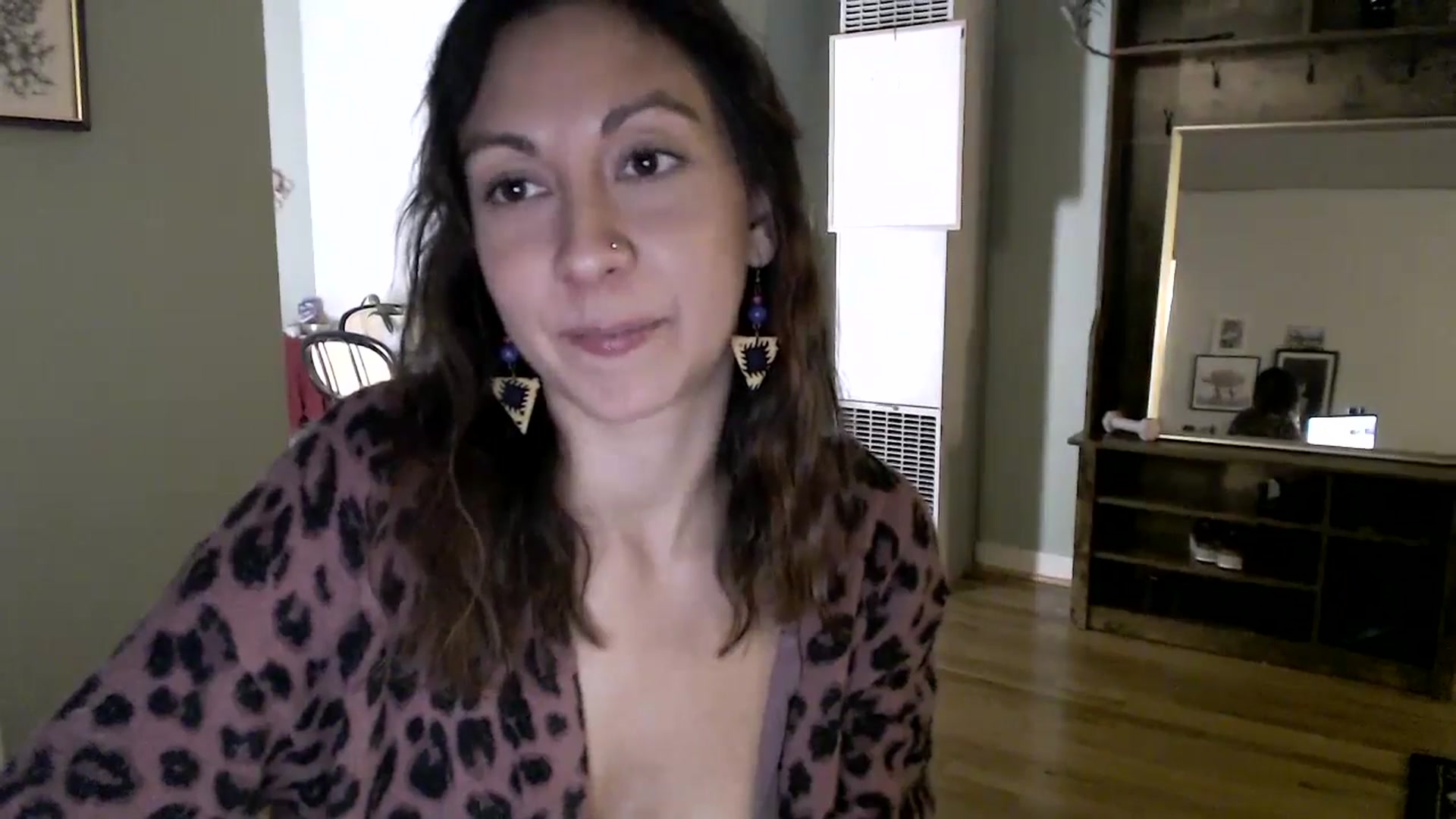 Gallery image thumbnail from Wheres_Willow's myfreecams stream on, 04/29/2024, 04:10 image 12 of 20