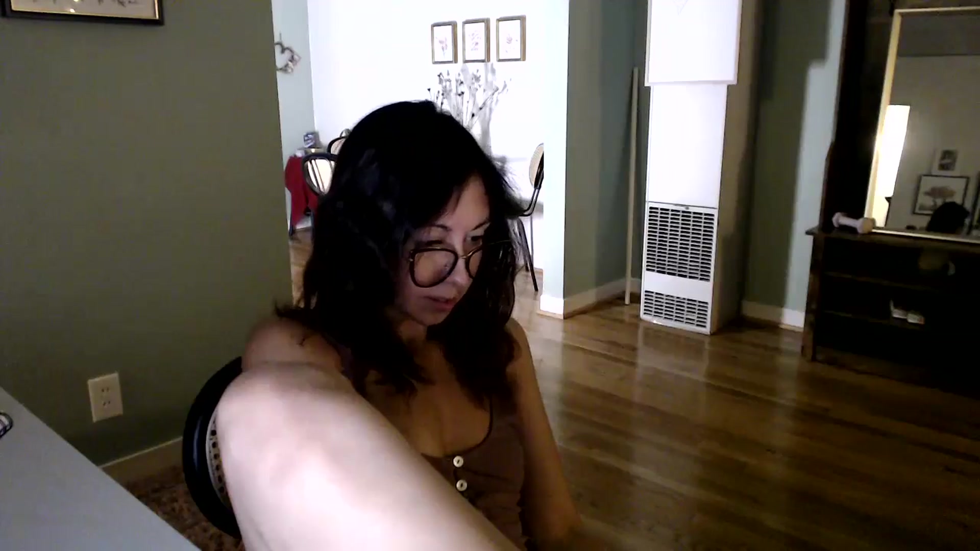 Gallery image thumbnail from Wheres_Willow's myfreecams stream on, 04/29/2024, 05:37 image 20 of 20