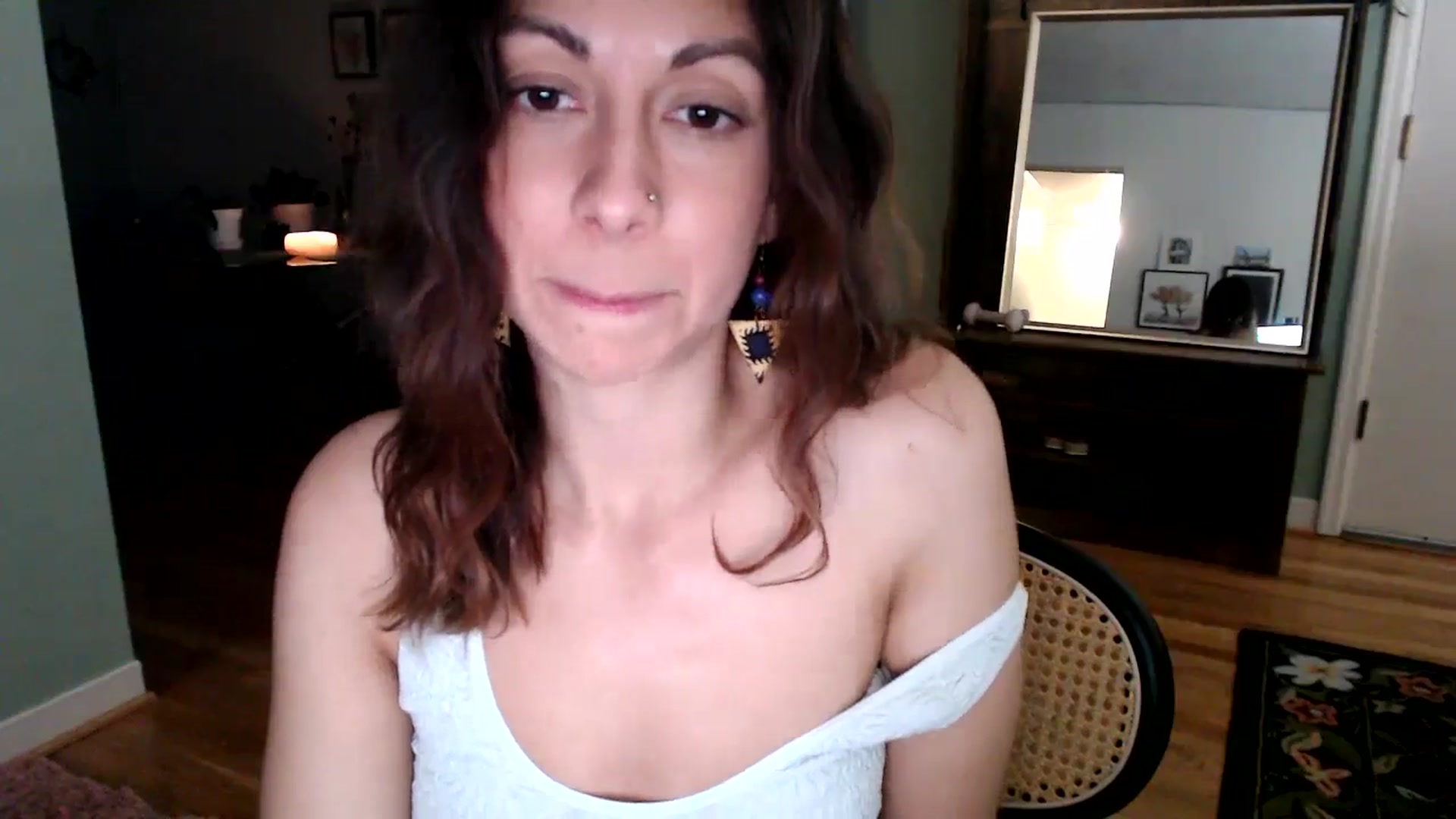 Gallery image thumbnail from Wheres_Willow's myfreecams stream on, 05/02/2024, 06:22 image 19 of 20