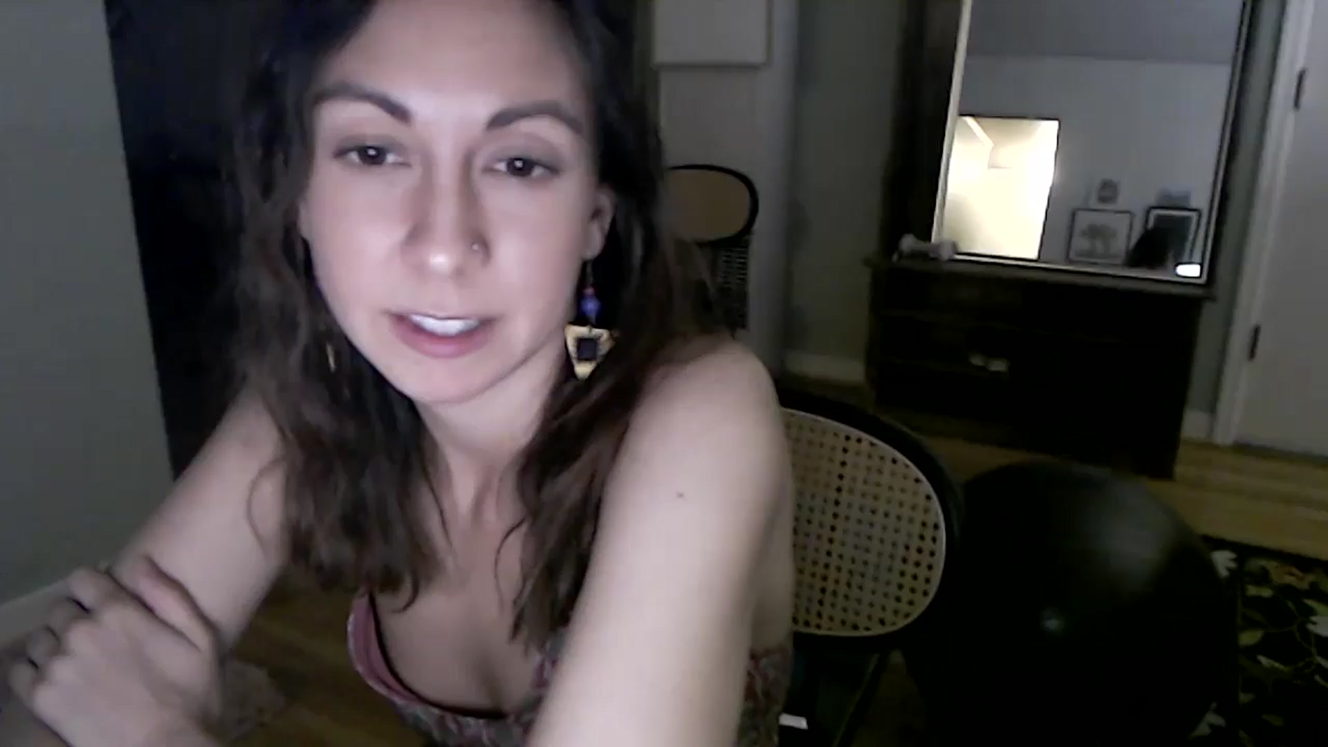 Gallery image thumbnail from Wheres_Willow's myfreecams stream on, 05/02/2024, 06:22 image 3 of 20