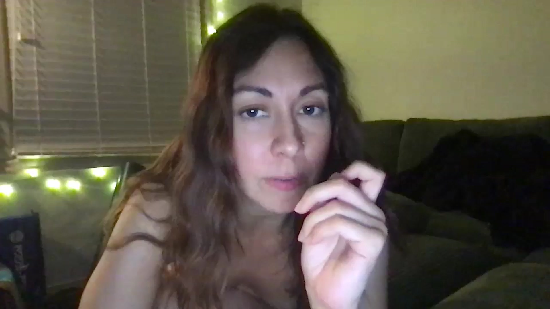 Gallery image thumbnail from Wheres_Willow's myfreecams stream on, 05/15/2024, 07:10 image 8 of 20