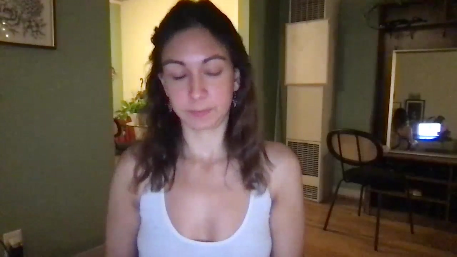 Gallery image thumbnail from Wheres_Willow's myfreecams stream on, 05/16/2024, 04:50 image 14 of 20