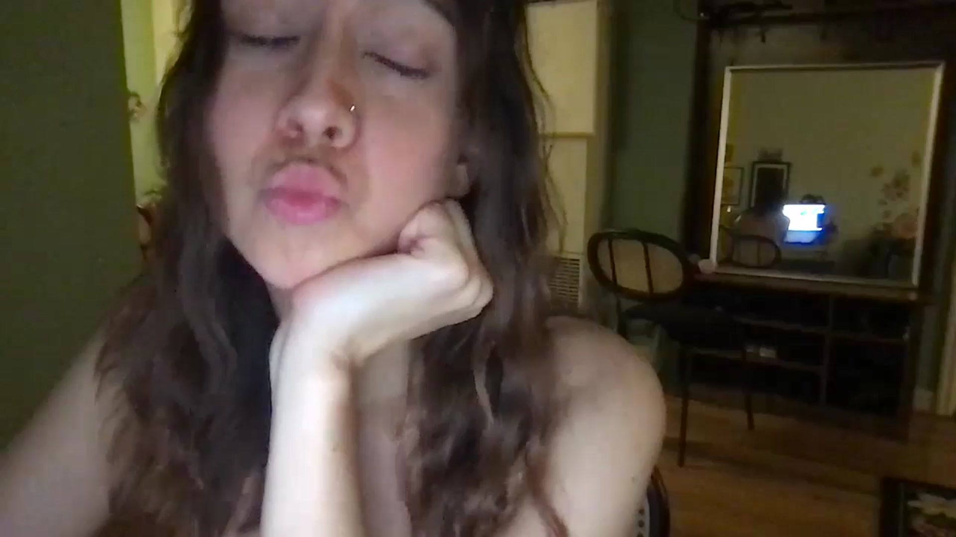 Gallery image thumbnail from Wheres_Willow's myfreecams stream on, 05/16/2024, 06:42 image 20 of 20