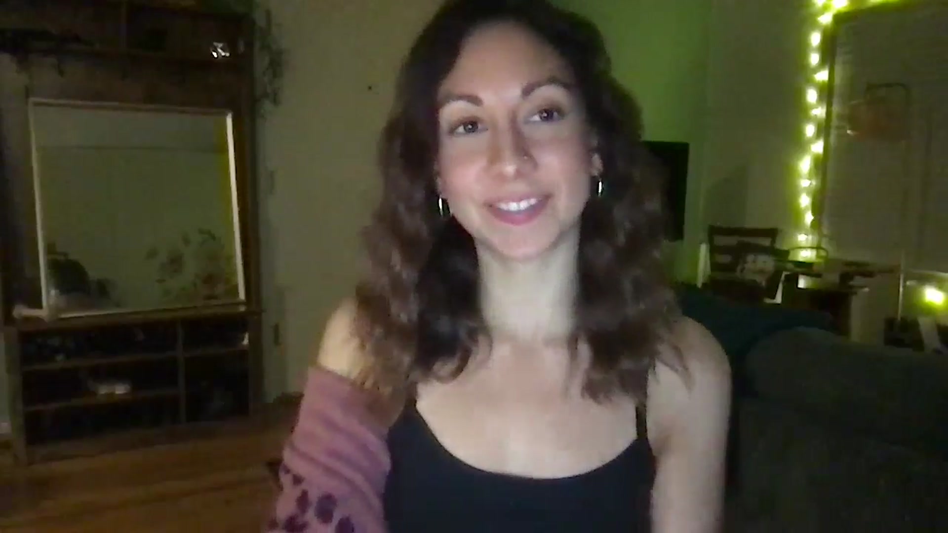 Gallery image thumbnail from Wheres_Willow's myfreecams stream on, 05/20/2024, 05:14 image 2 of 20
