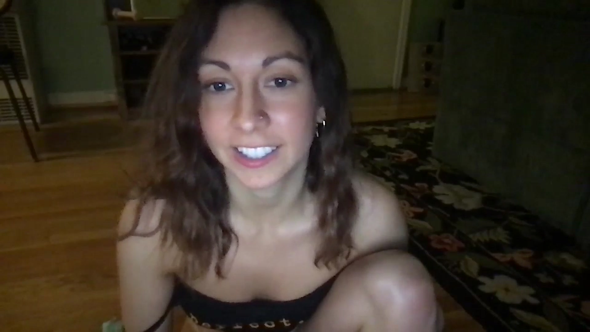 Gallery image thumbnail from Wheres_Willow's myfreecams stream on, 05/20/2024, 05:41 image 9 of 20