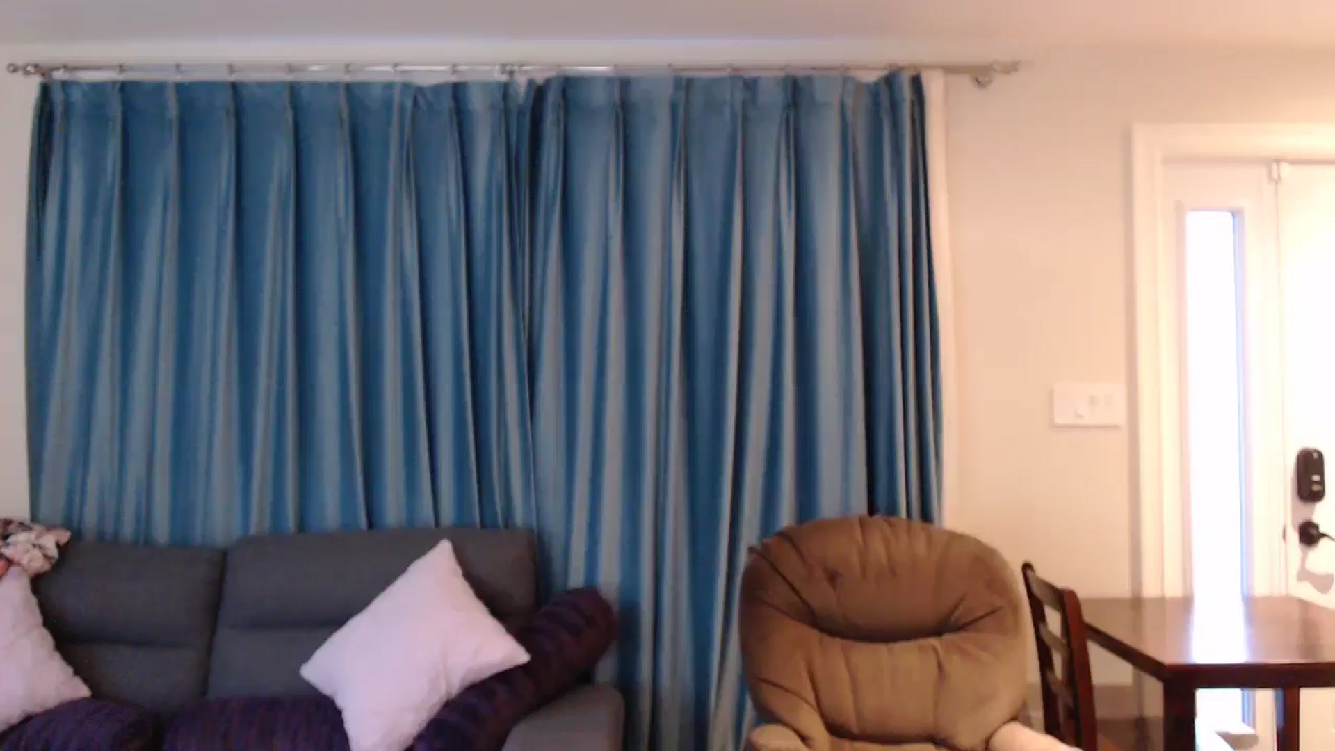 Gallery image thumbnail from WhiskeyTits's myfreecams stream on, 06/03/2024, 10:44 image 4 of 20