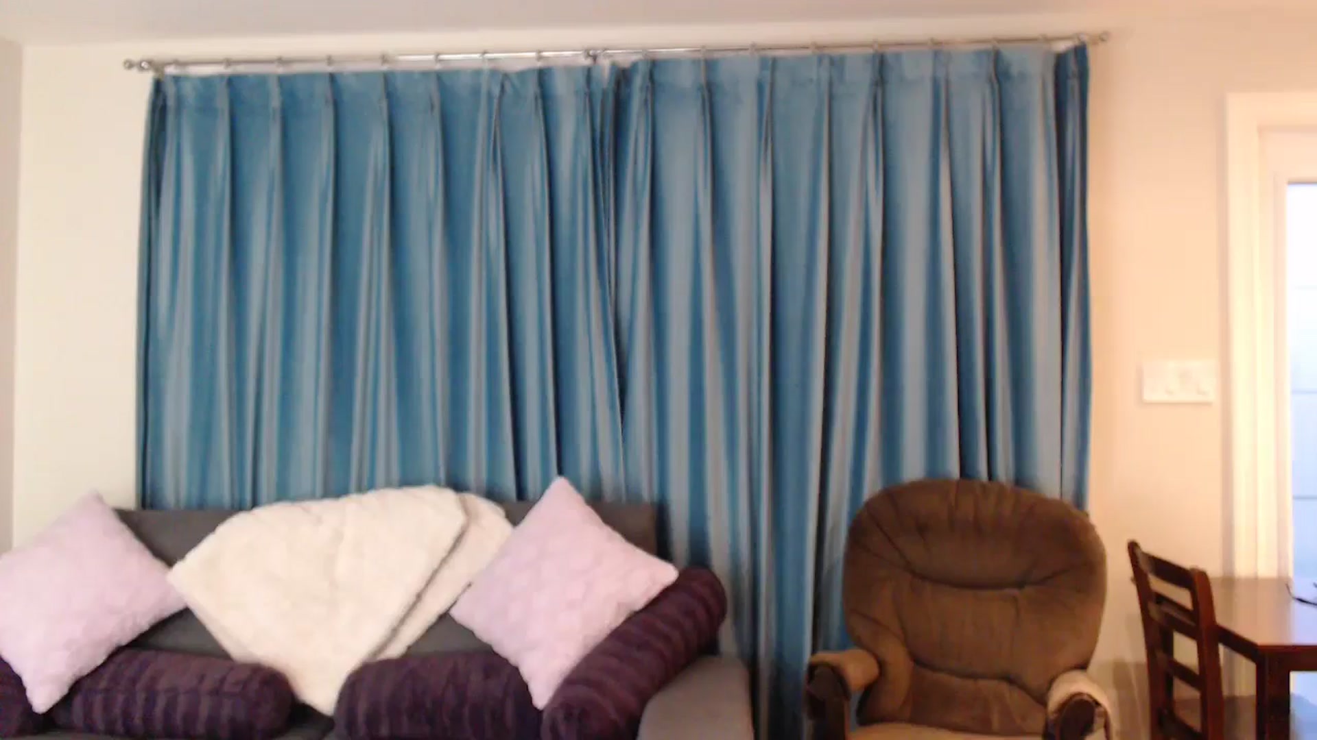 Gallery image thumbnail from WhiskeyTits's myfreecams stream on, 06/07/2024, 24:28 image 19 of 20