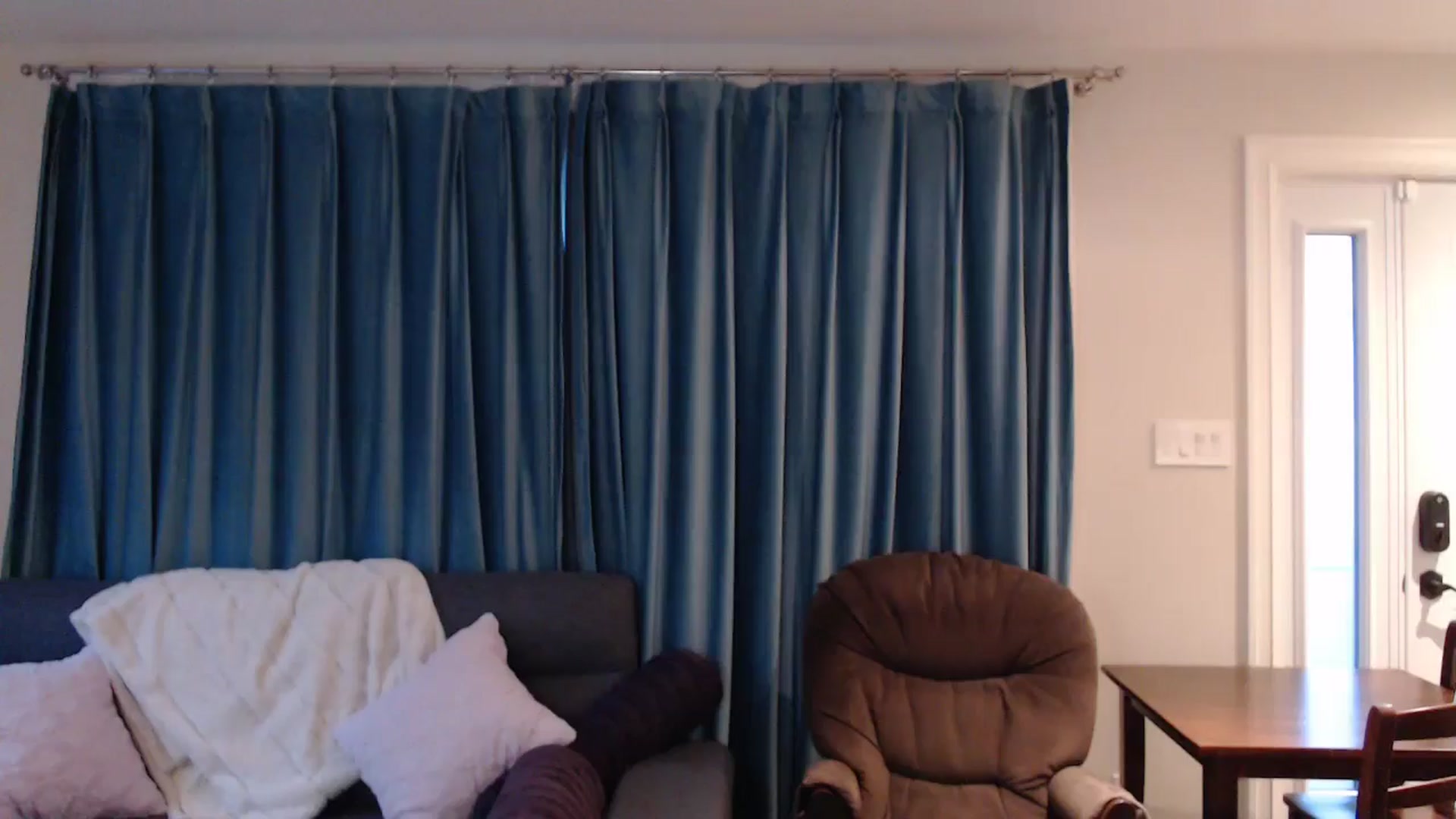 Gallery image thumbnail from WhiskeyTits's myfreecams stream on, 07/01/2024, 09:25 image 16 of 20
