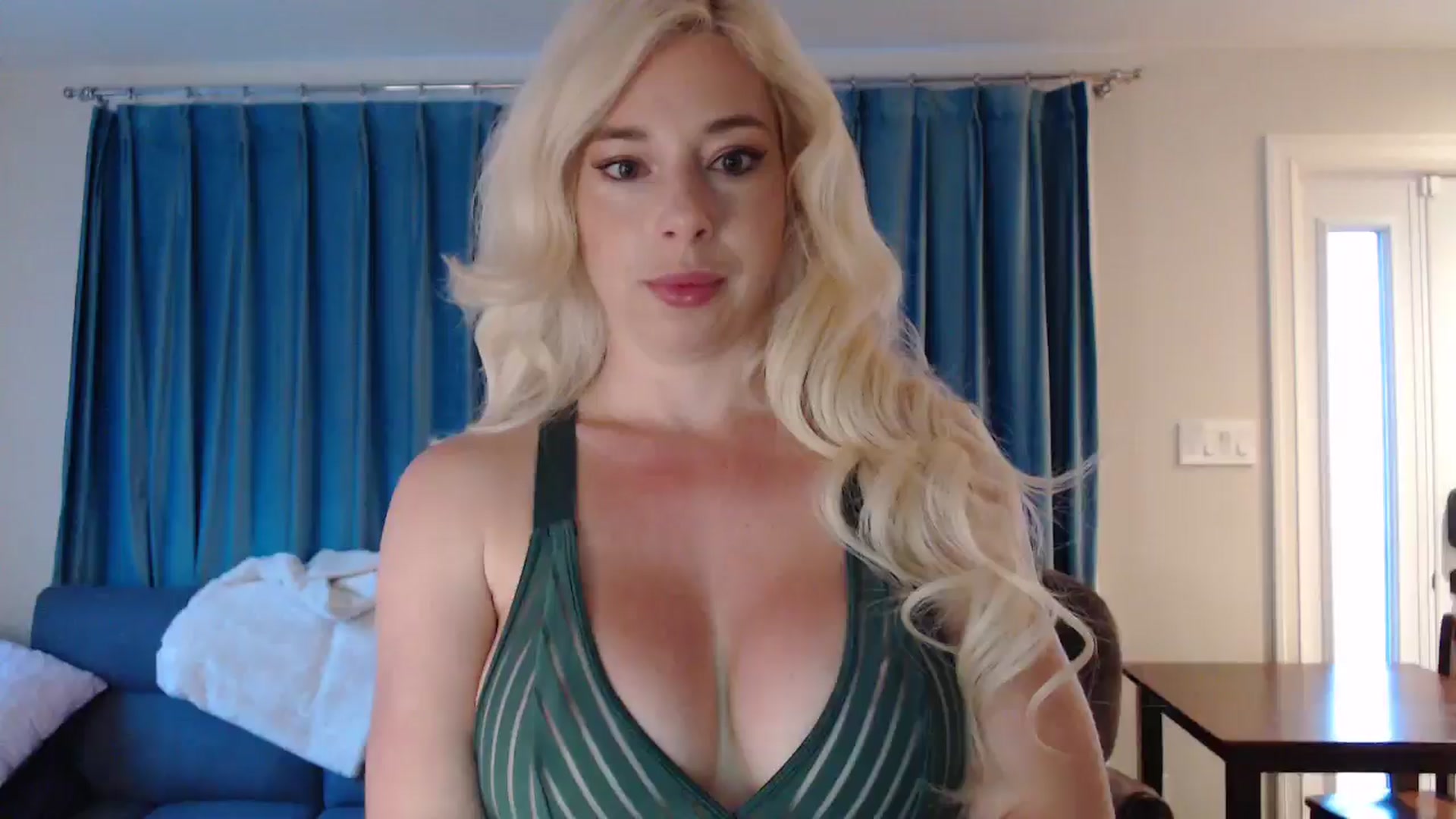 Gallery image thumbnail from WhiskeyTits's myfreecams stream on, 07/02/2024, 09:36 image 15 of 20