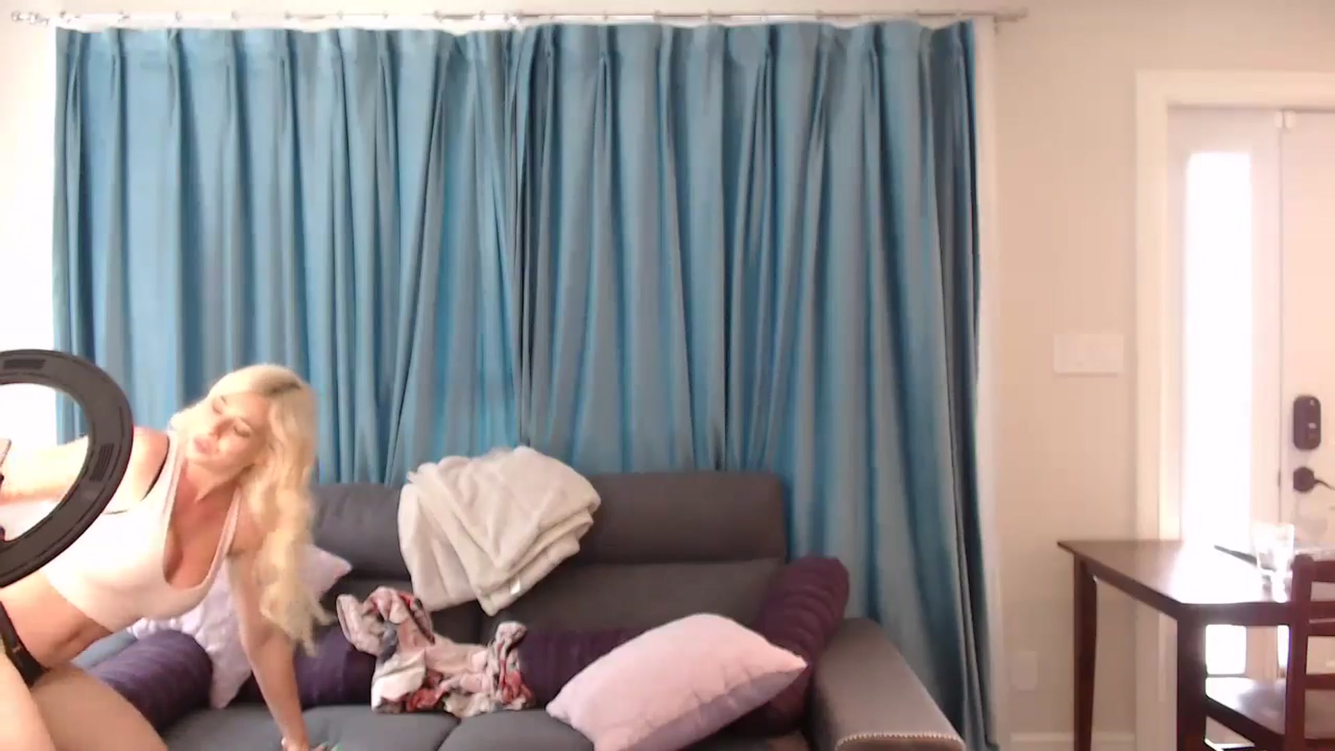 Gallery image thumbnail from WhiskeyTits's myfreecams stream on, 07/13/2024, 17:54 image 2 of 20