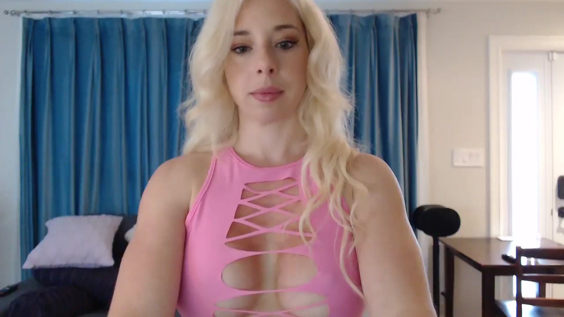 Gallery image thumbnail from WhiskeyTits's myfreecams stream on, 07/17/2024, 10:19 image 16 of 20