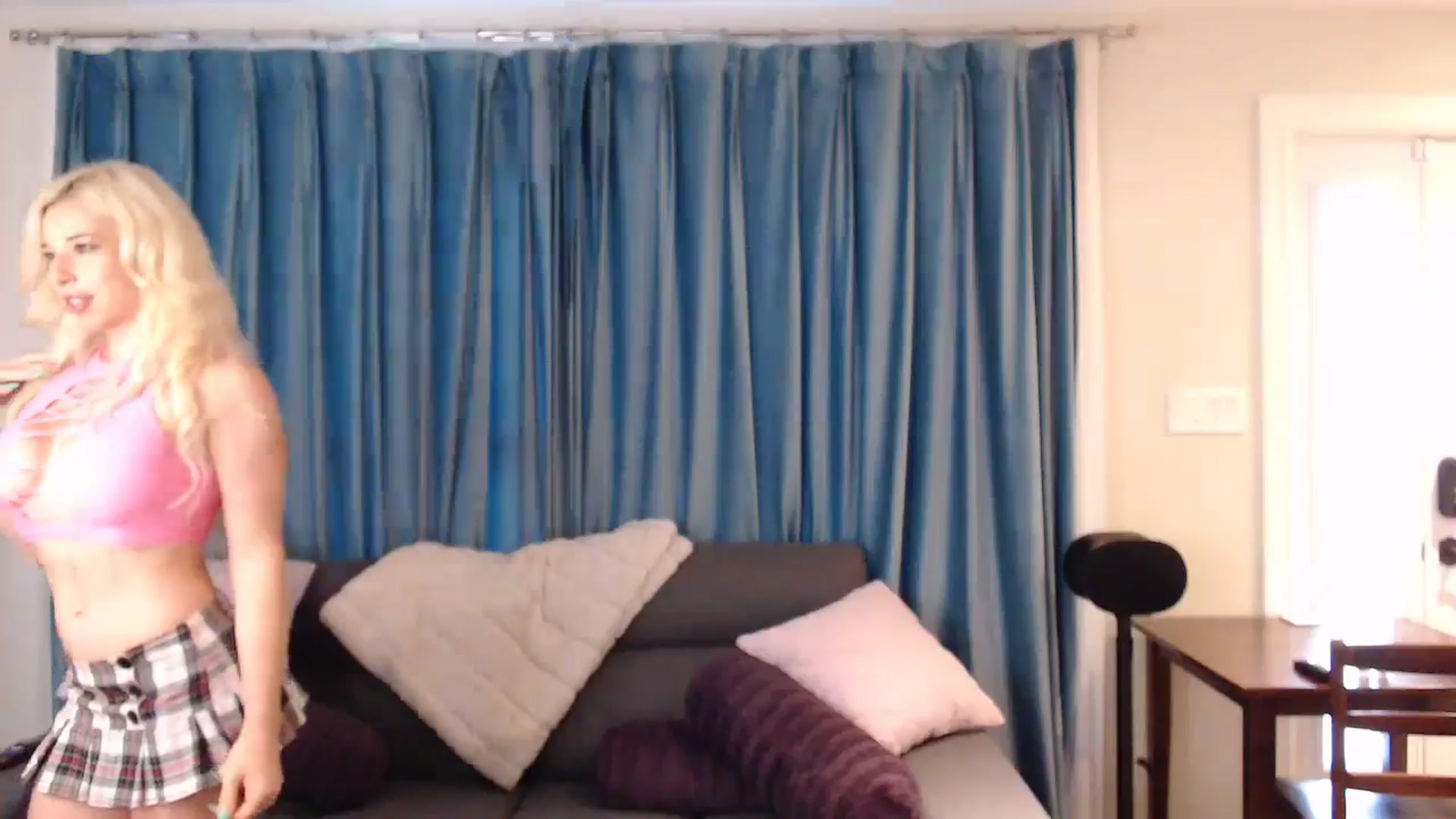Gallery image thumbnail from WhiskeyTits's myfreecams stream on, 07/17/2024, 10:19 image 14 of 20