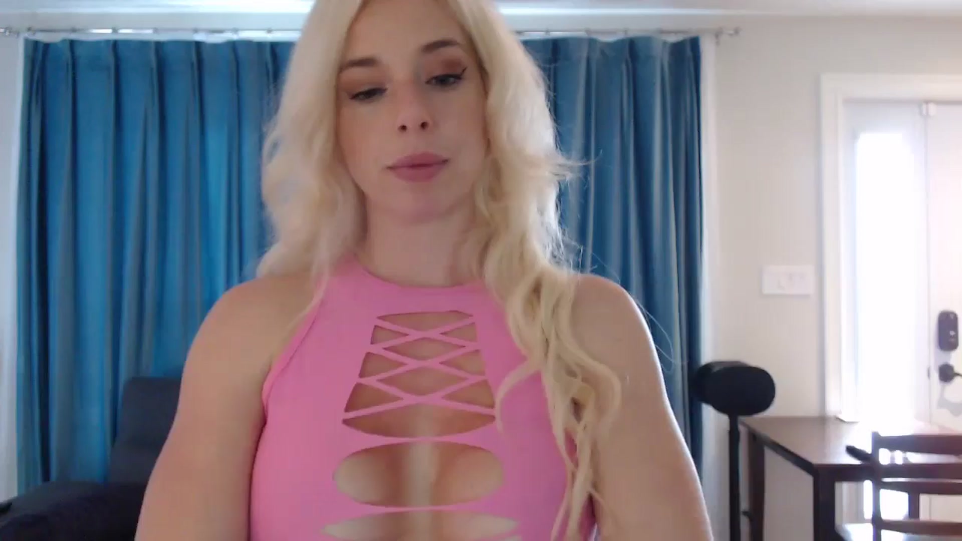 Gallery image thumbnail from WhiskeyTits's myfreecams stream on, 07/17/2024, 13:30 image 20 of 20