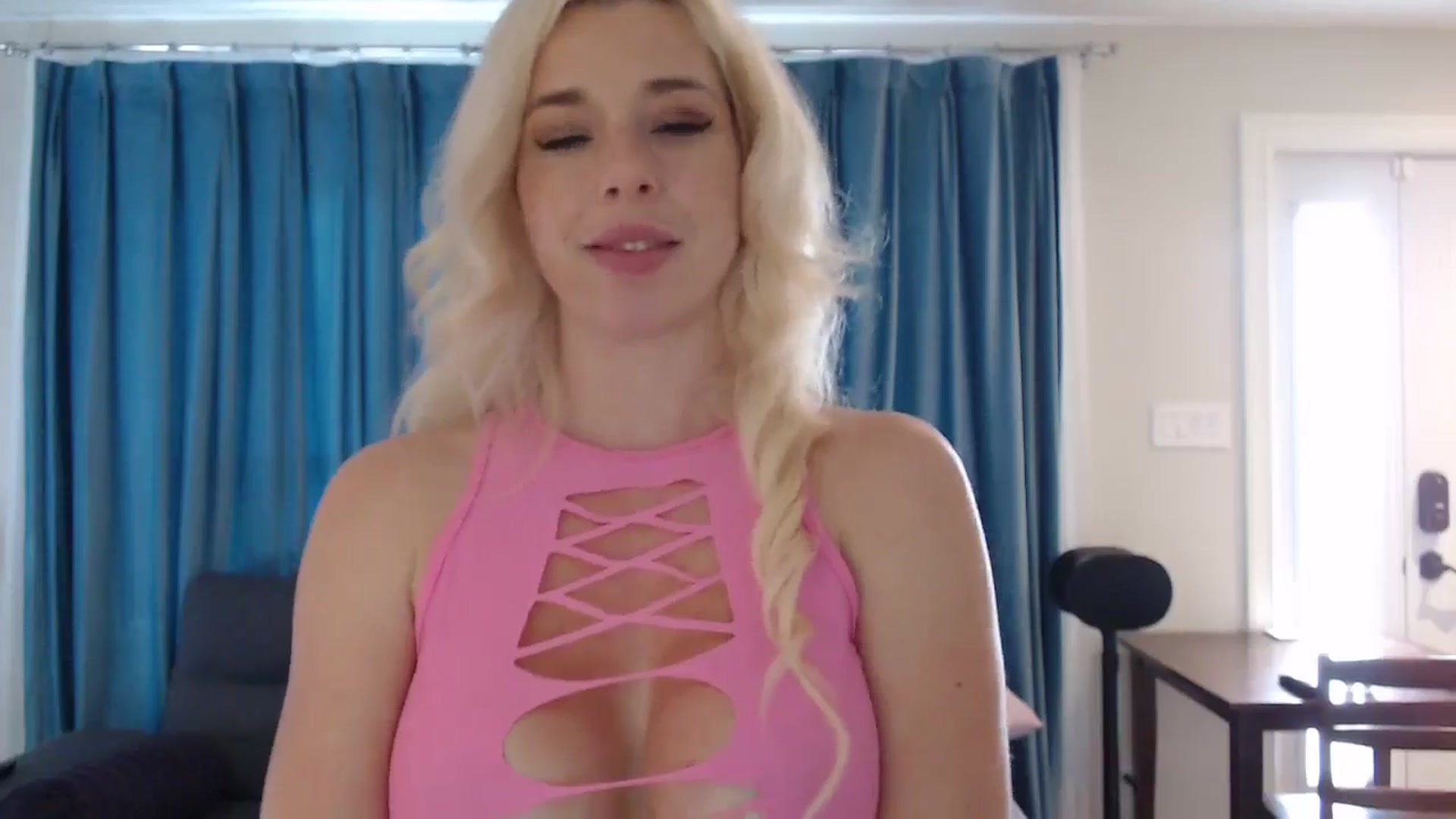 Gallery image thumbnail from WhiskeyTits's myfreecams stream on, 07/17/2024, 14:13 image 15 of 20