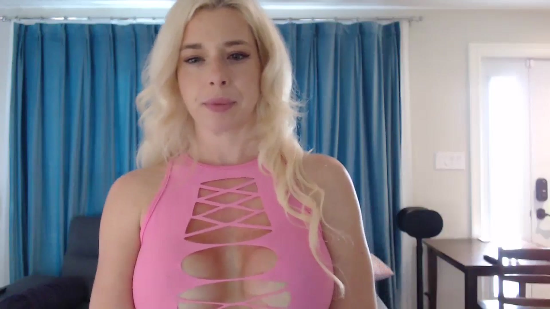 Gallery image thumbnail from WhiskeyTits's myfreecams stream on, 07/17/2024, 14:13 image 19 of 20