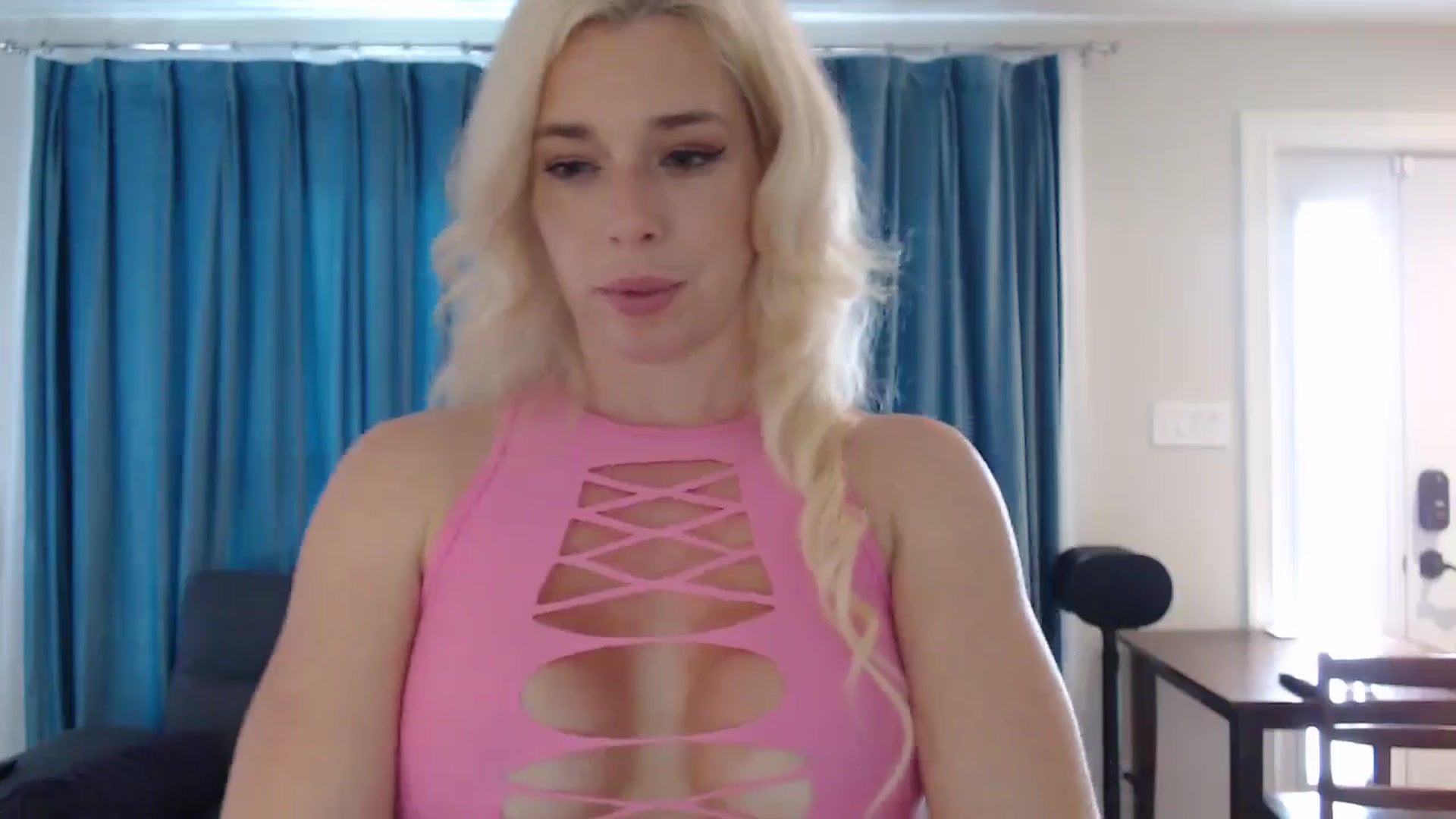 Gallery image thumbnail from WhiskeyTits's myfreecams stream on, 07/17/2024, 14:13 image 13 of 20