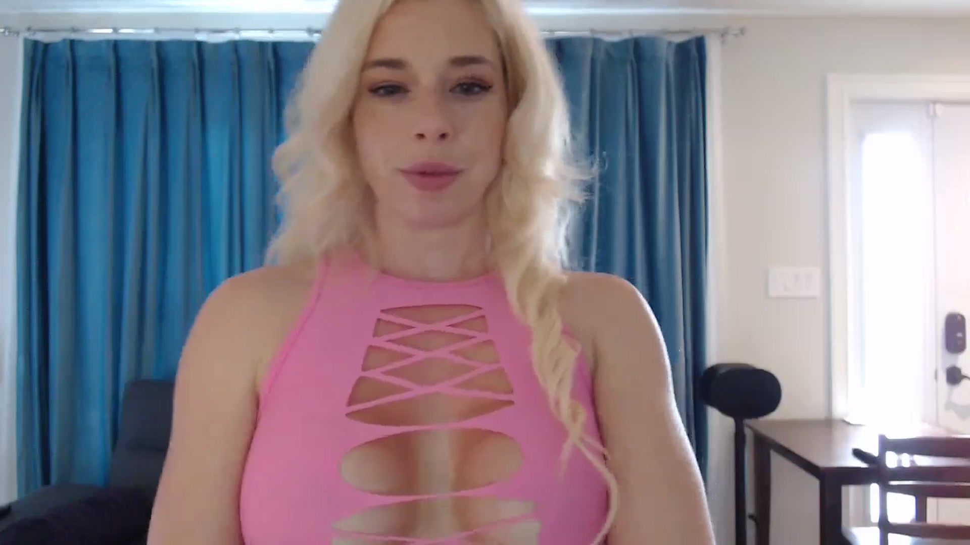 Gallery image thumbnail from WhiskeyTits's myfreecams stream on, 07/17/2024, 14:13 image 14 of 20