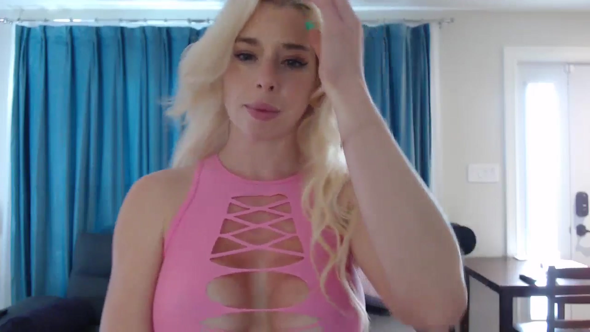Gallery image thumbnail from WhiskeyTits's myfreecams stream on, 07/17/2024, 14:39 image 5 of 20