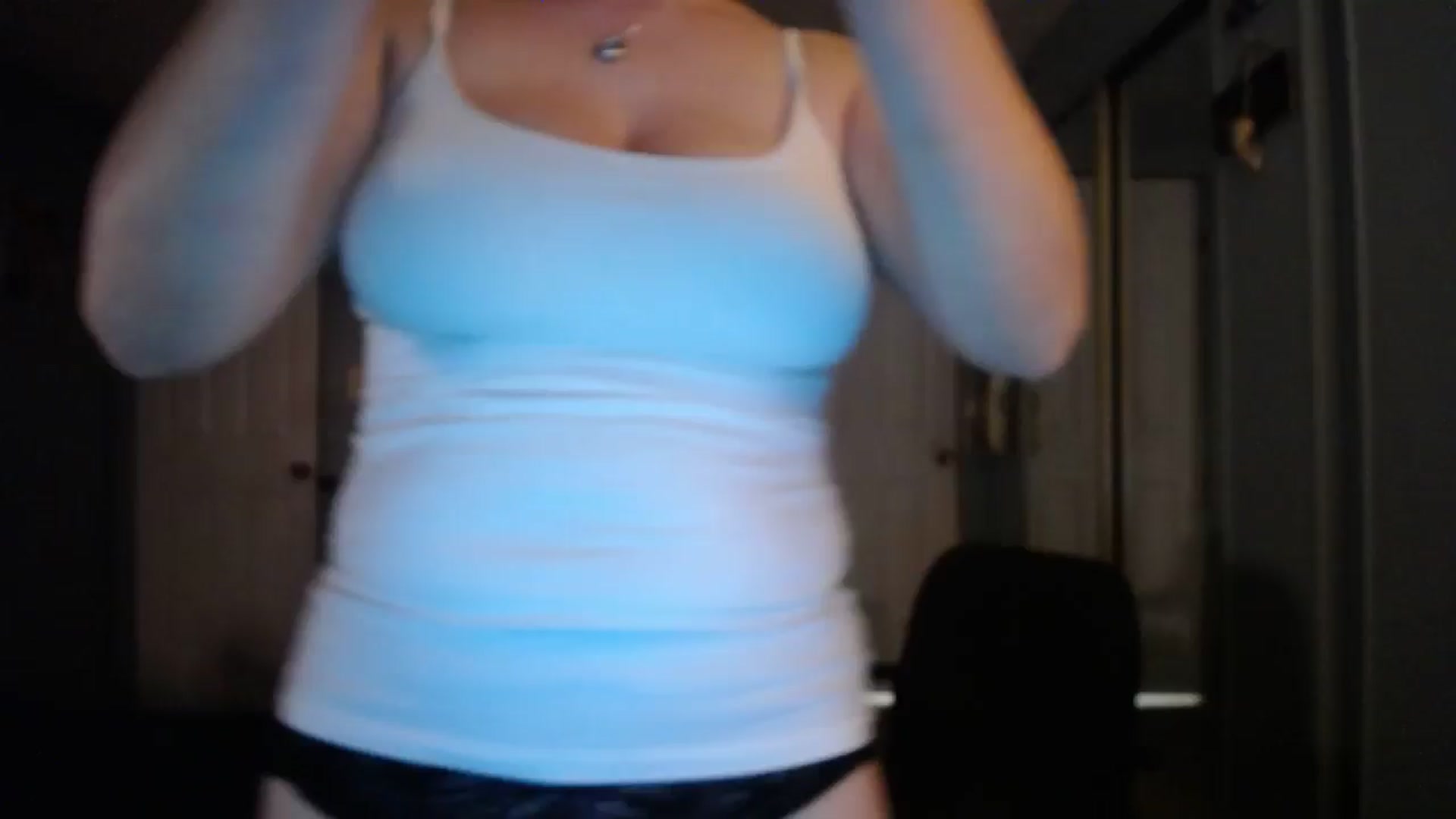 Gallery image thumbnail from Whiskey_Daisy's myfreecams stream on, 04/19/2024, 21:58 image 10 of 20