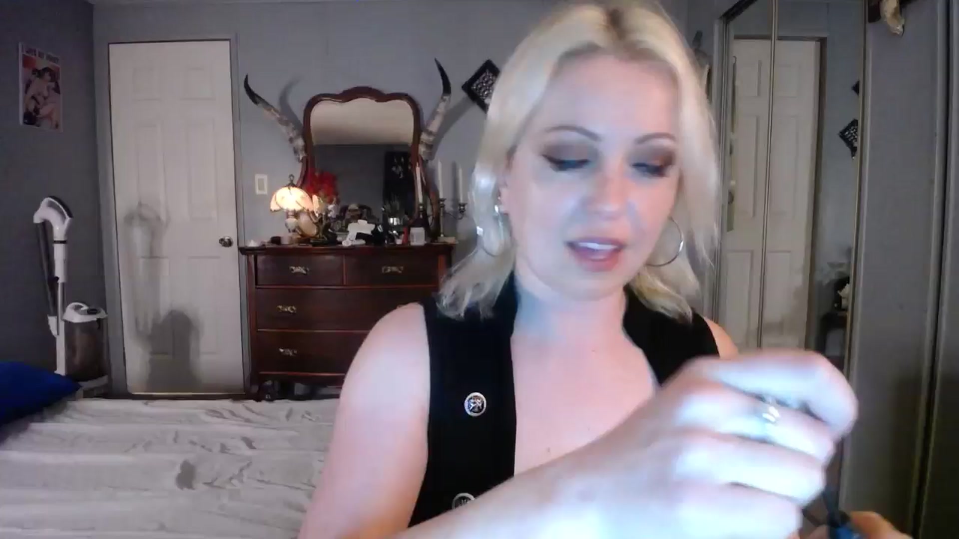 Gallery image thumbnail from Whiskey_Daisy's myfreecams stream on, 05/10/2024, 24:03 image 1 of 20