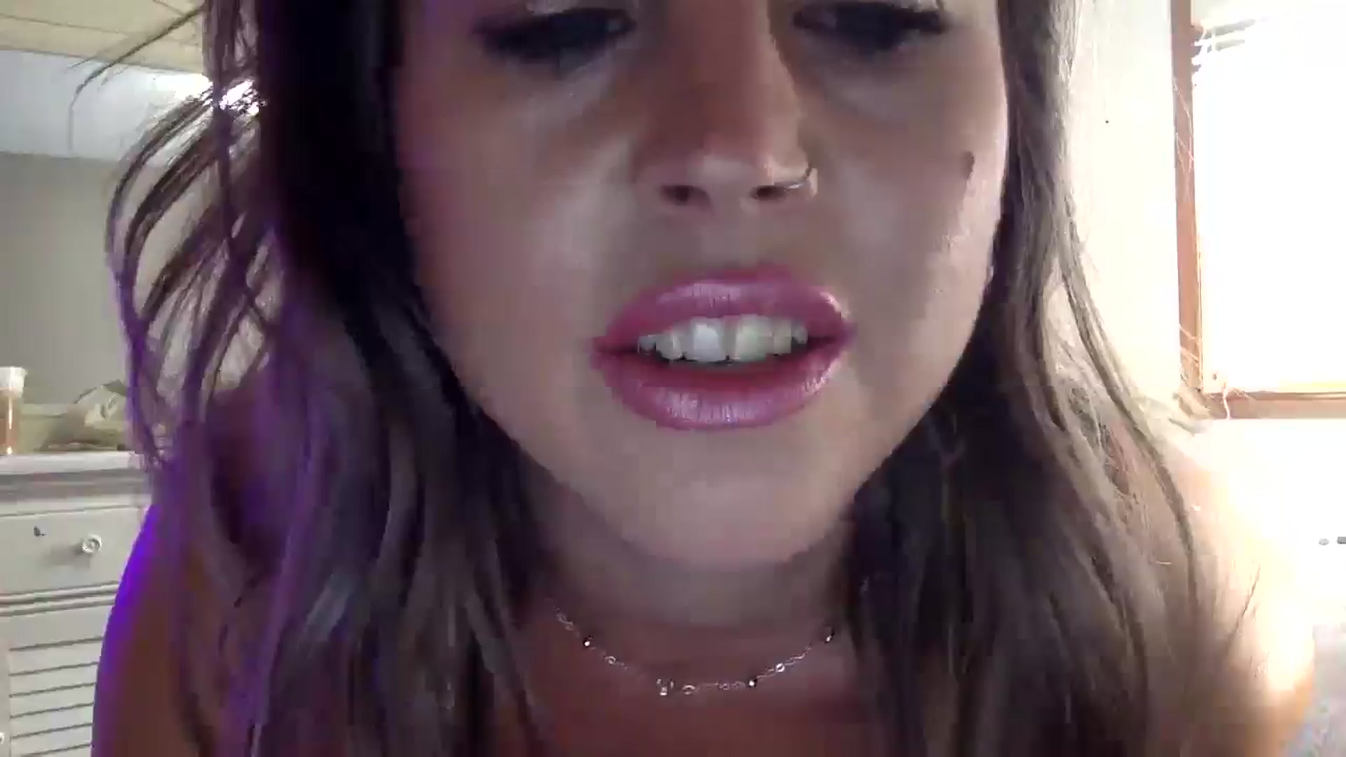 Gallery image thumbnail from WhisperGirl21's myfreecams stream on, 05/23/2024, 15:29 image 6 of 20