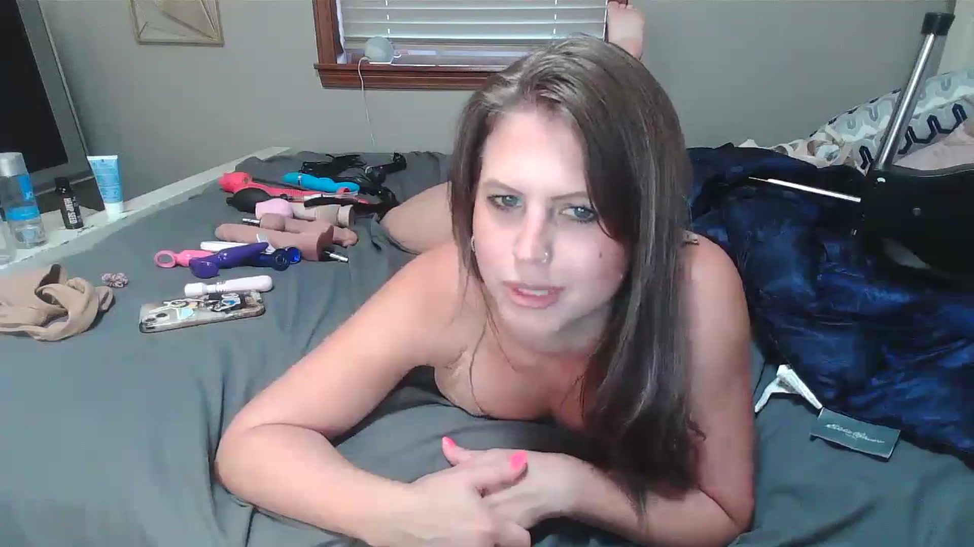 Gallery image thumbnail from WhisperGirl21's myfreecams stream on, 07/09/2024, 20:29 image 14 of 20