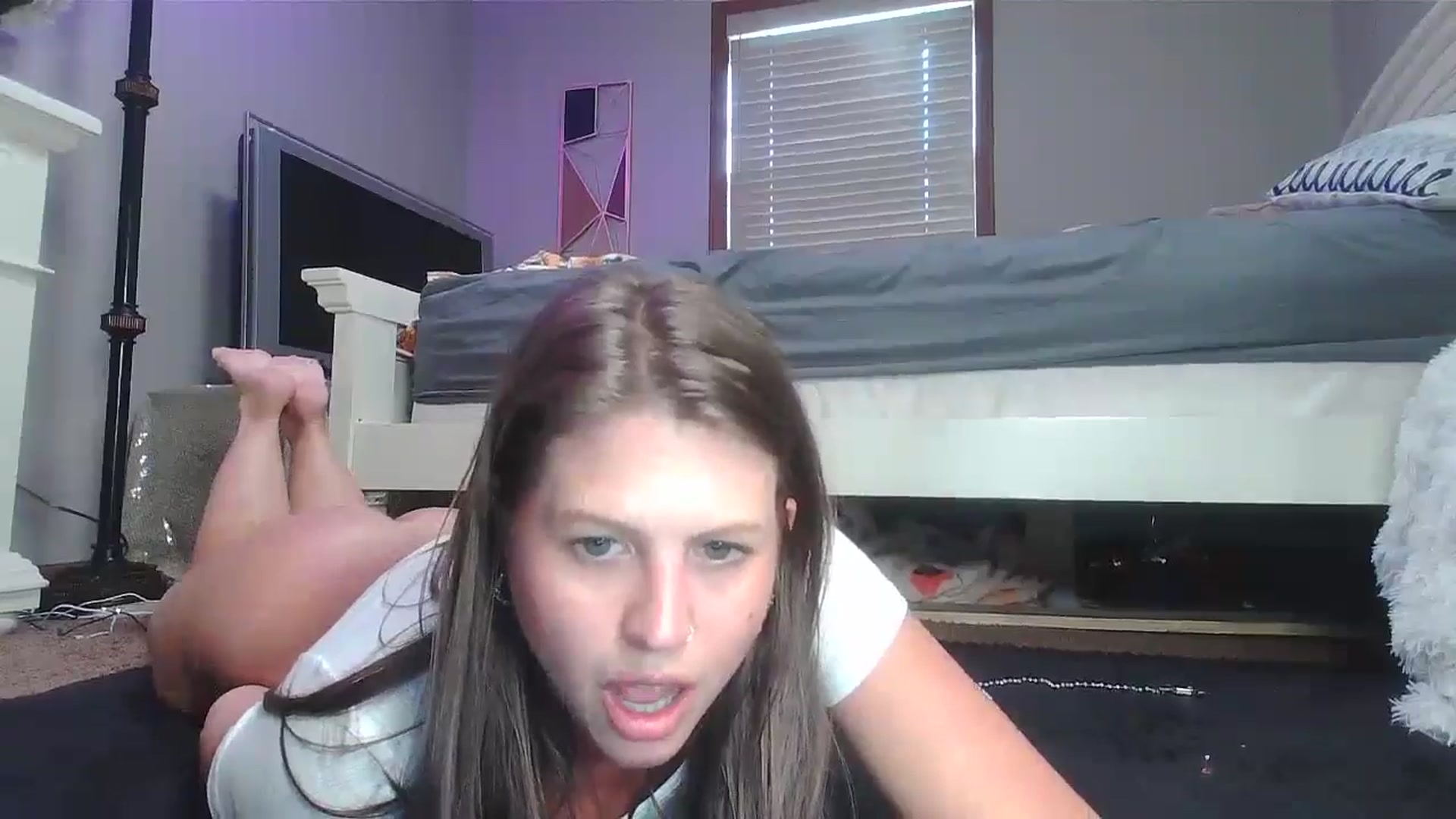 Gallery image thumbnail from WhisperGirl21's myfreecams stream on, 07/23/2024, 19:55 image 18 of 20