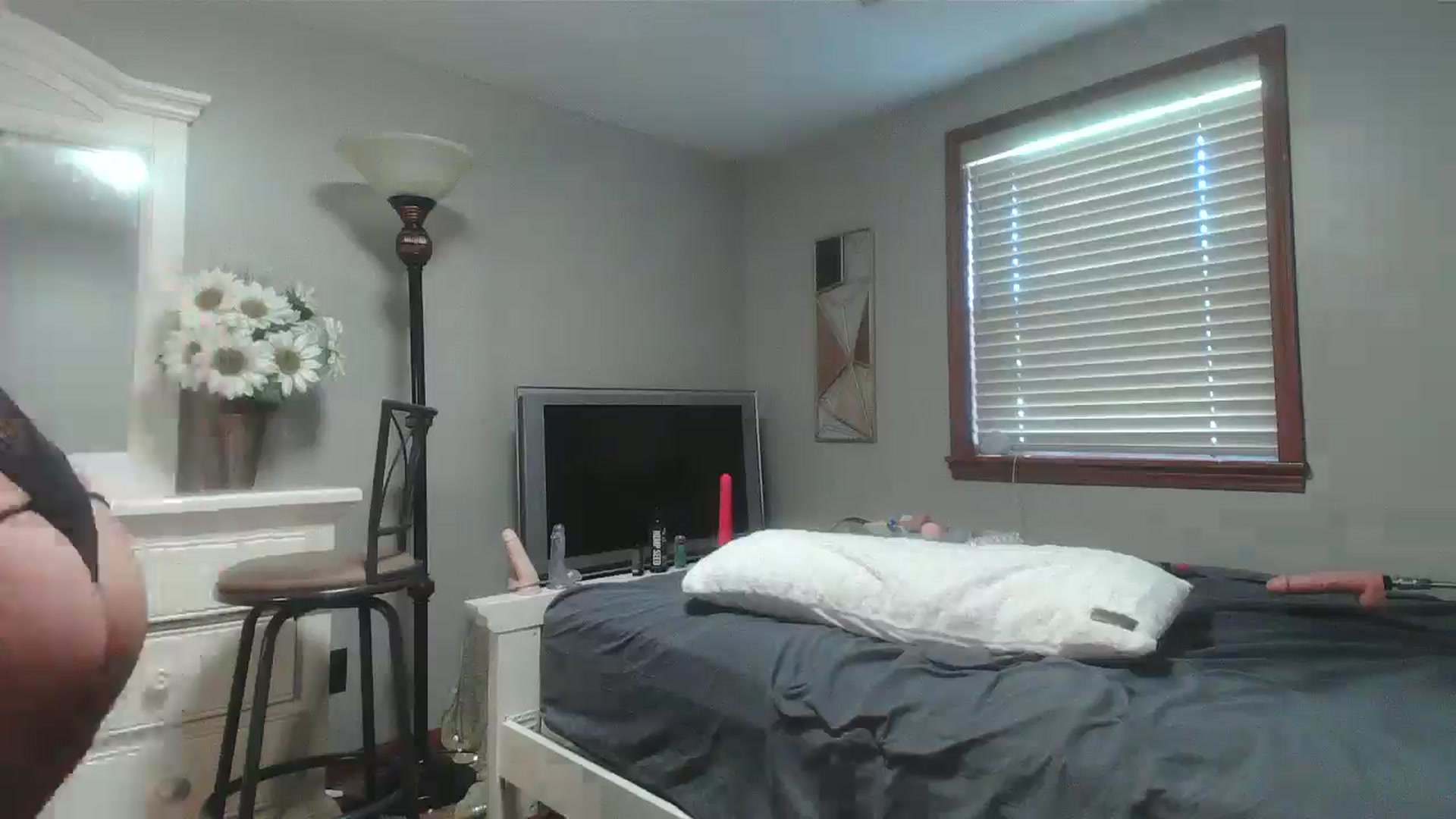 Gallery image thumbnail from WhisperGirl21's myfreecams stream on, 08/28/2024, 20:16 image 4 of 20