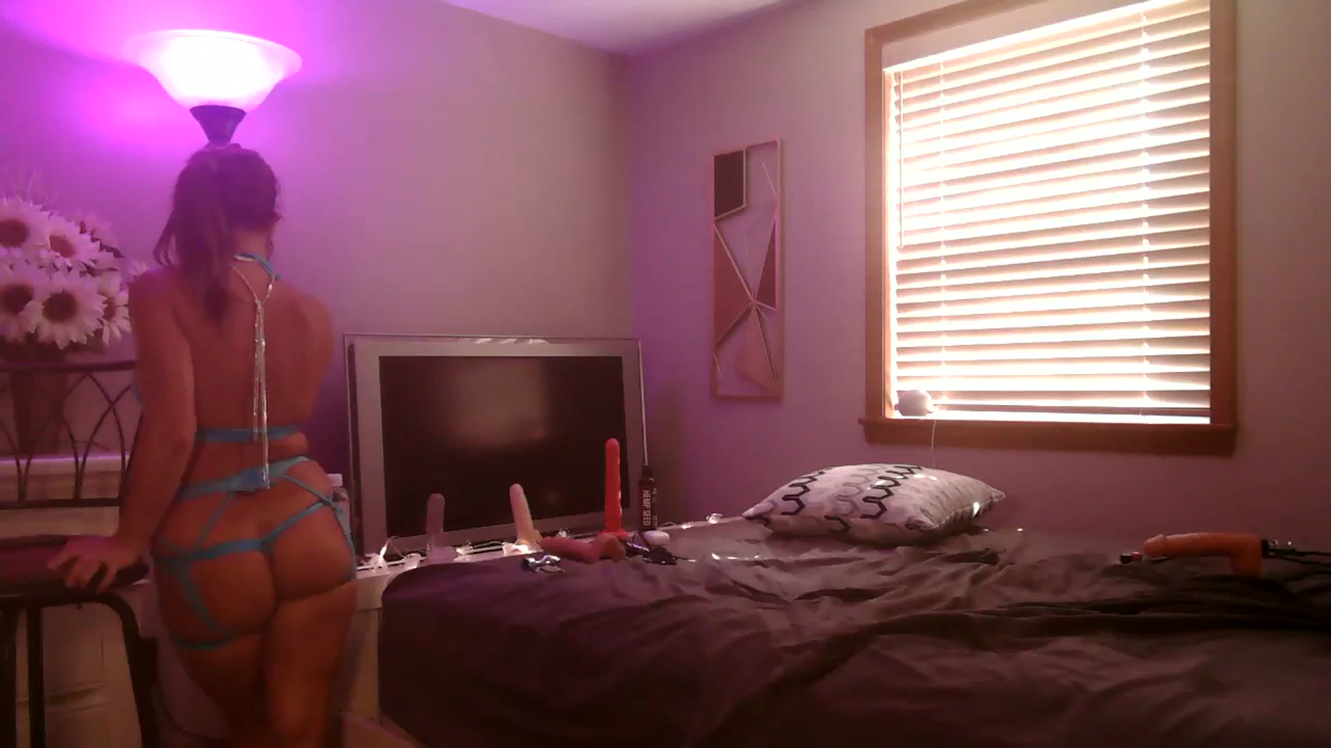 Gallery image thumbnail from WhisperGirl21's myfreecams stream on, 08/29/2024, 15:54 image 4 of 20