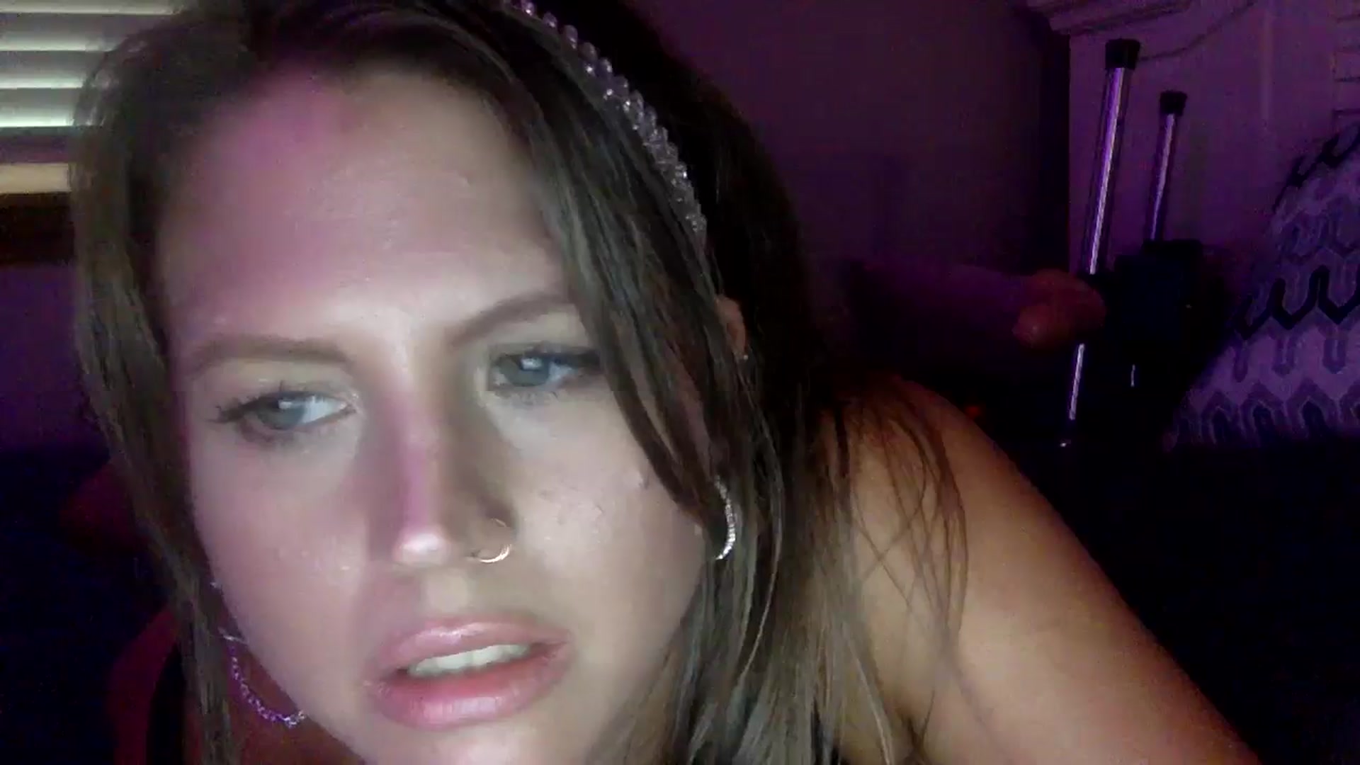 Gallery image thumbnail from WhisperGirl21's myfreecams stream on, 08/29/2024, 18:27 image 14 of 20