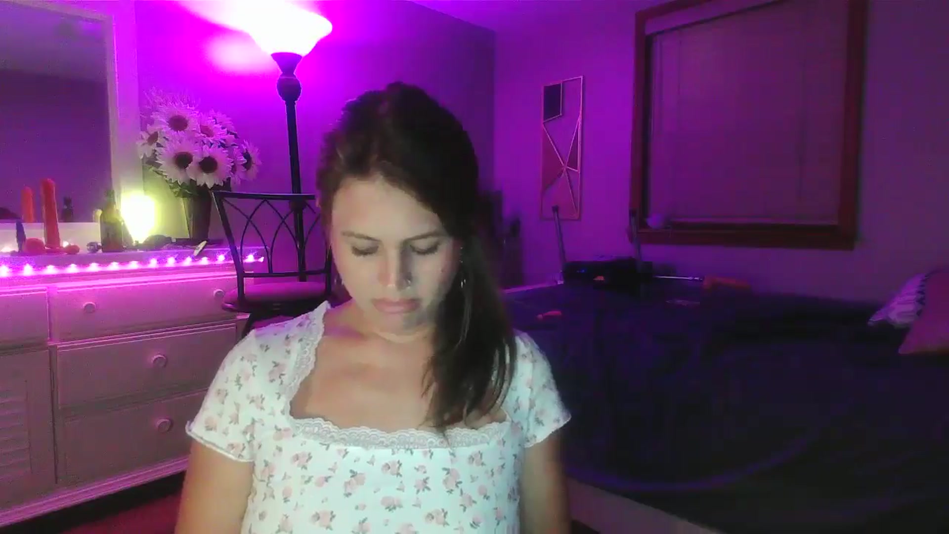 Gallery image thumbnail from WhisperGirl21's myfreecams stream on, 09/04/2024, 03:14 image 13 of 20
