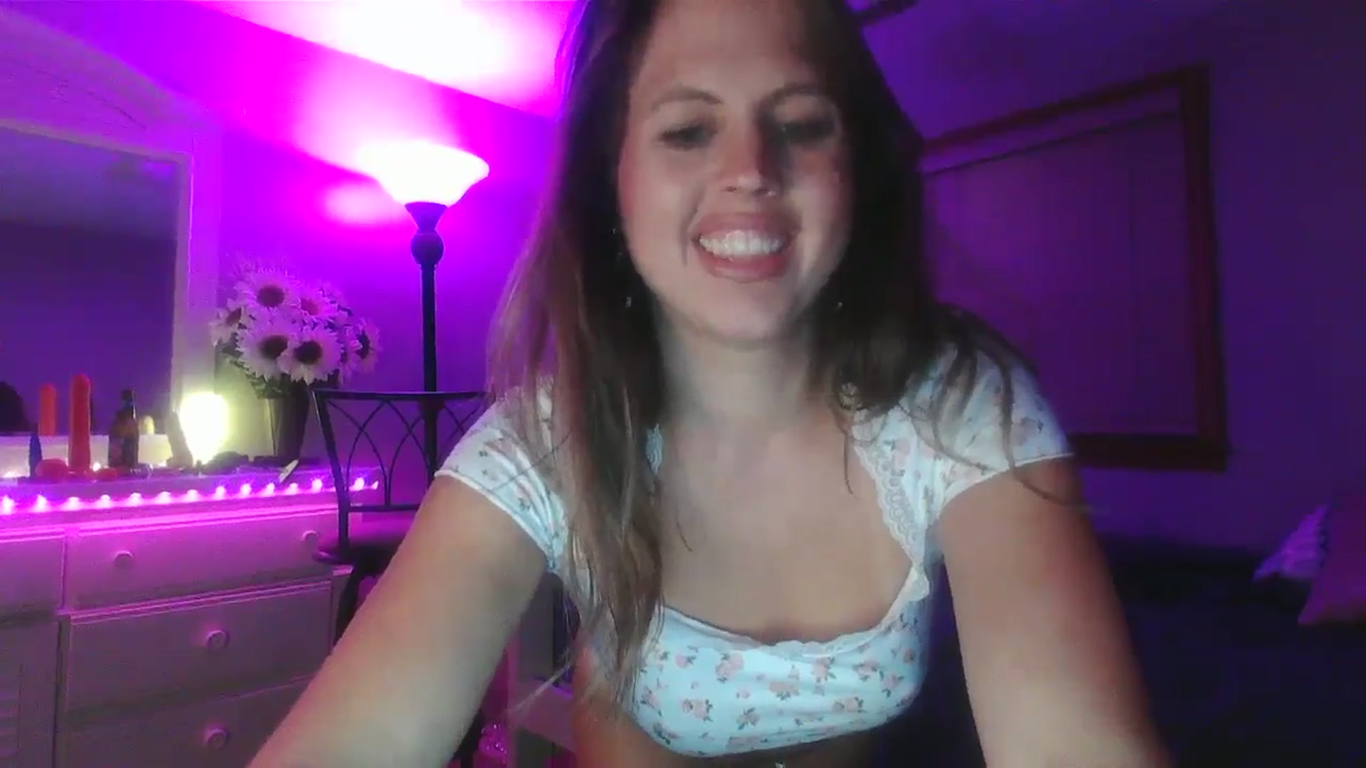 Gallery image thumbnail from WhisperGirl21's myfreecams stream on, 09/04/2024, 03:14 image 9 of 20
