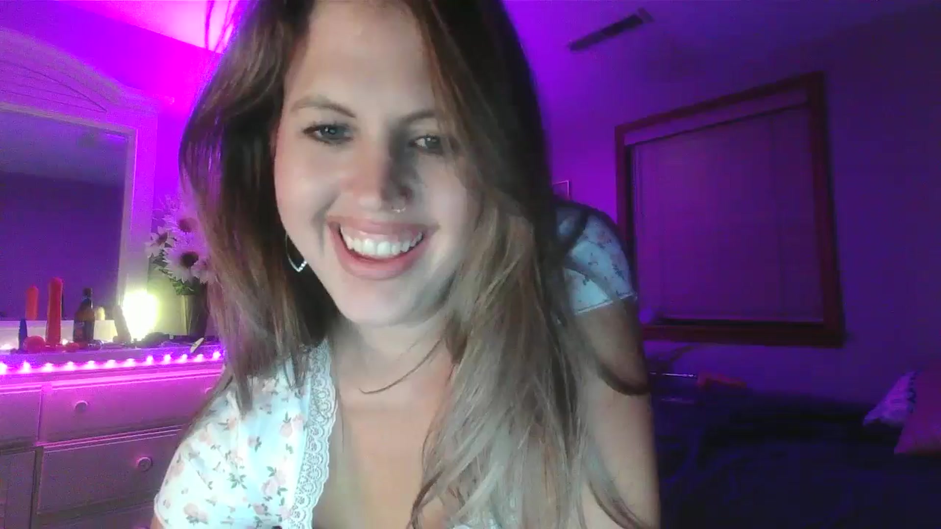 Gallery image thumbnail from WhisperGirl21's myfreecams stream on, 09/04/2024, 03:14 image 5 of 20