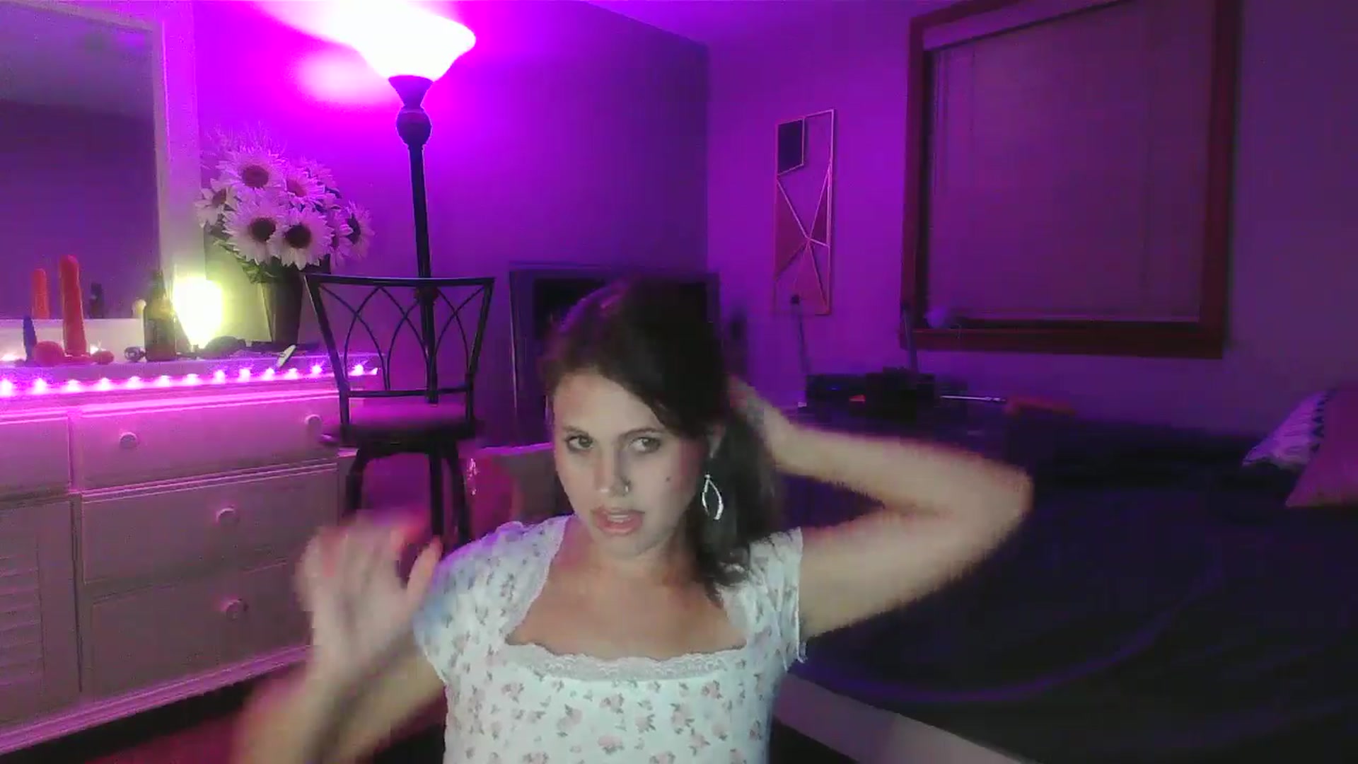 Gallery image thumbnail from WhisperGirl21's myfreecams stream on, 09/04/2024, 03:14 image 12 of 20