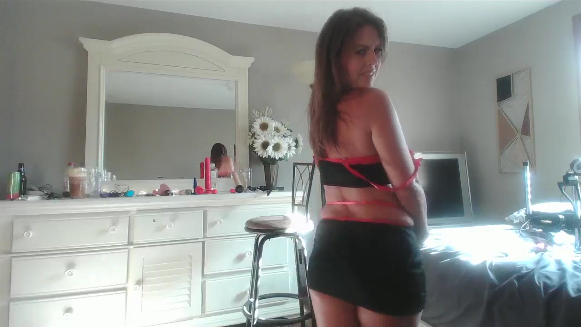 Gallery image thumbnail from WhisperGirl21's myfreecams stream on, 09/04/2024, 14:22 image 3 of 20