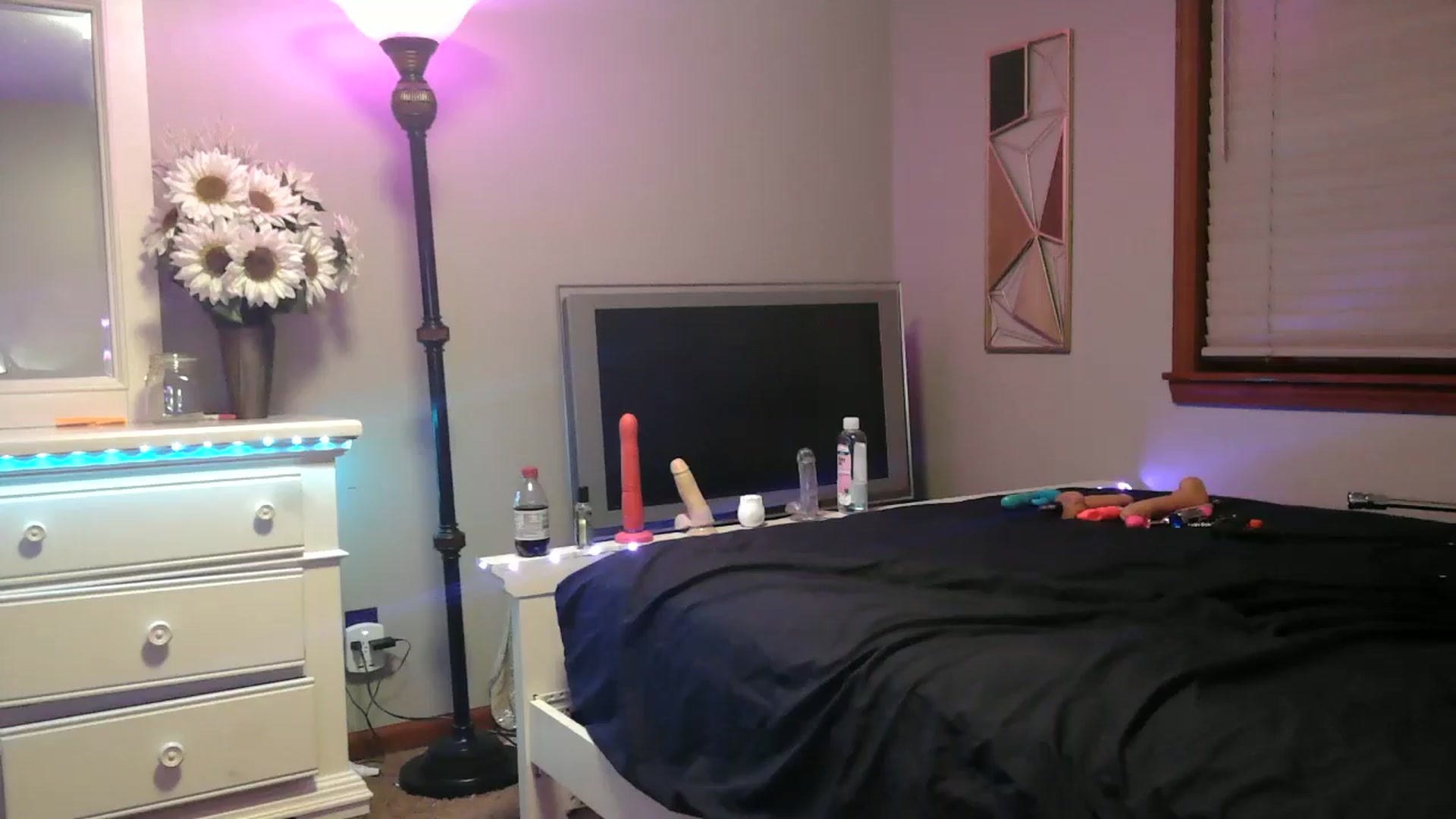 Gallery image thumbnail from WhisperGirl21's myfreecams stream on, 09/09/2024, 04:28 image 3 of 20