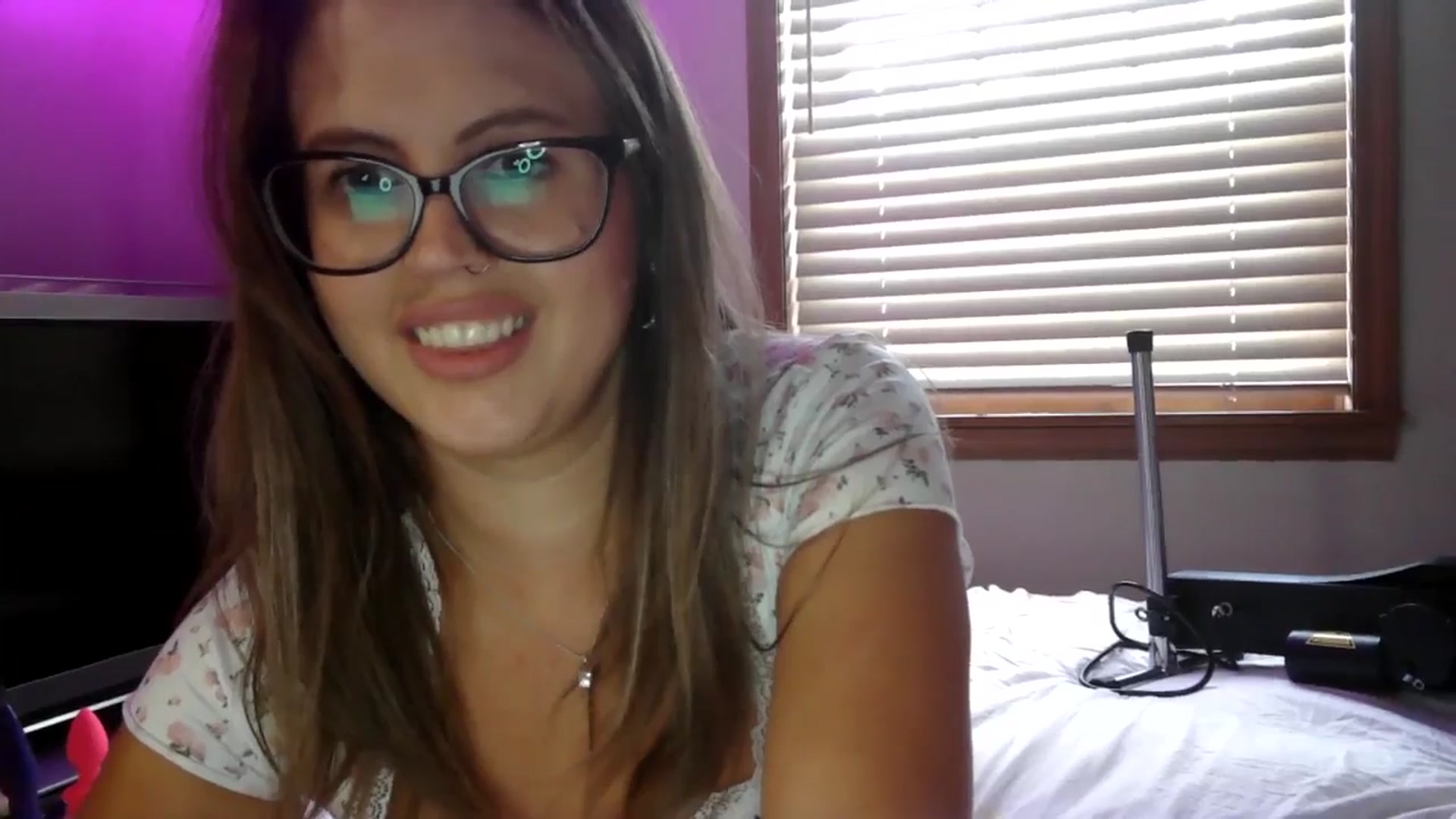 Gallery image thumbnail from WhisperGirl21's myfreecams stream on, 09/18/2024, 20:53 image 18 of 20