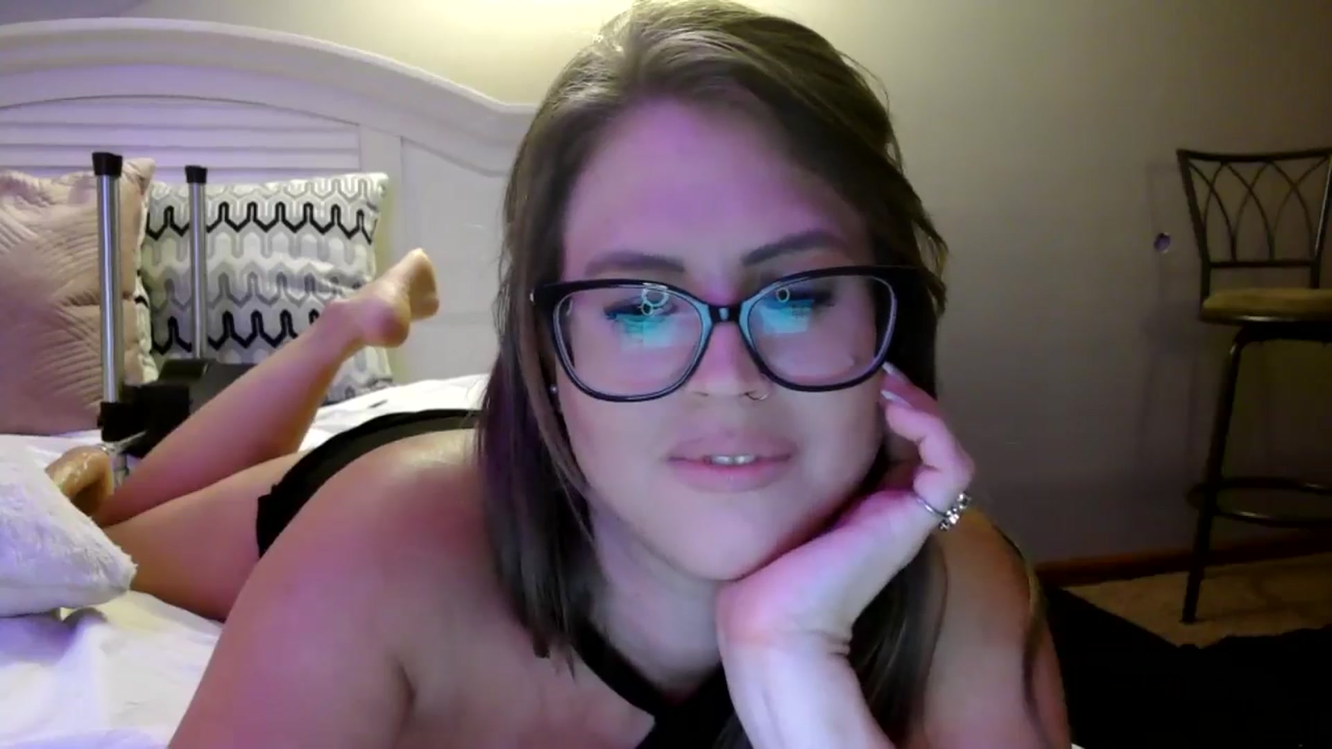 Gallery image thumbnail from WhisperGirl21's myfreecams stream on, 09/27/2024, 04:53 image 6 of 20