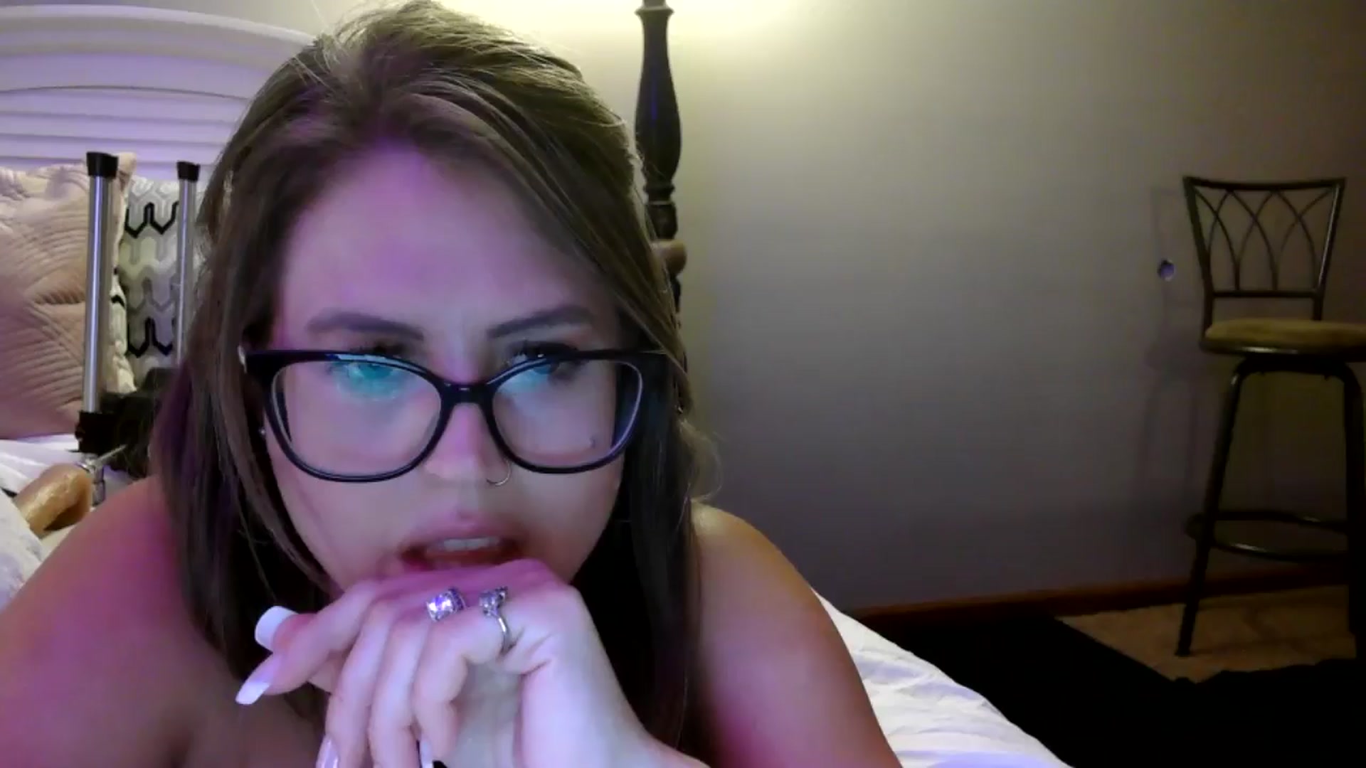 Gallery image thumbnail from WhisperGirl21's myfreecams stream on, 09/27/2024, 04:53 image 4 of 20