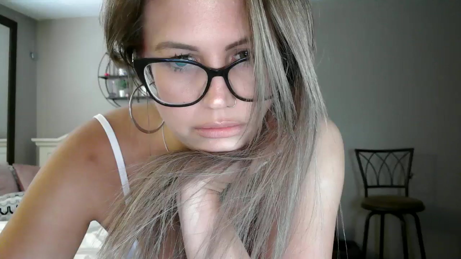 Gallery image thumbnail from WhisperGirl21's myfreecams stream on, 10/04/2024, 15:59 image 11 of 20
