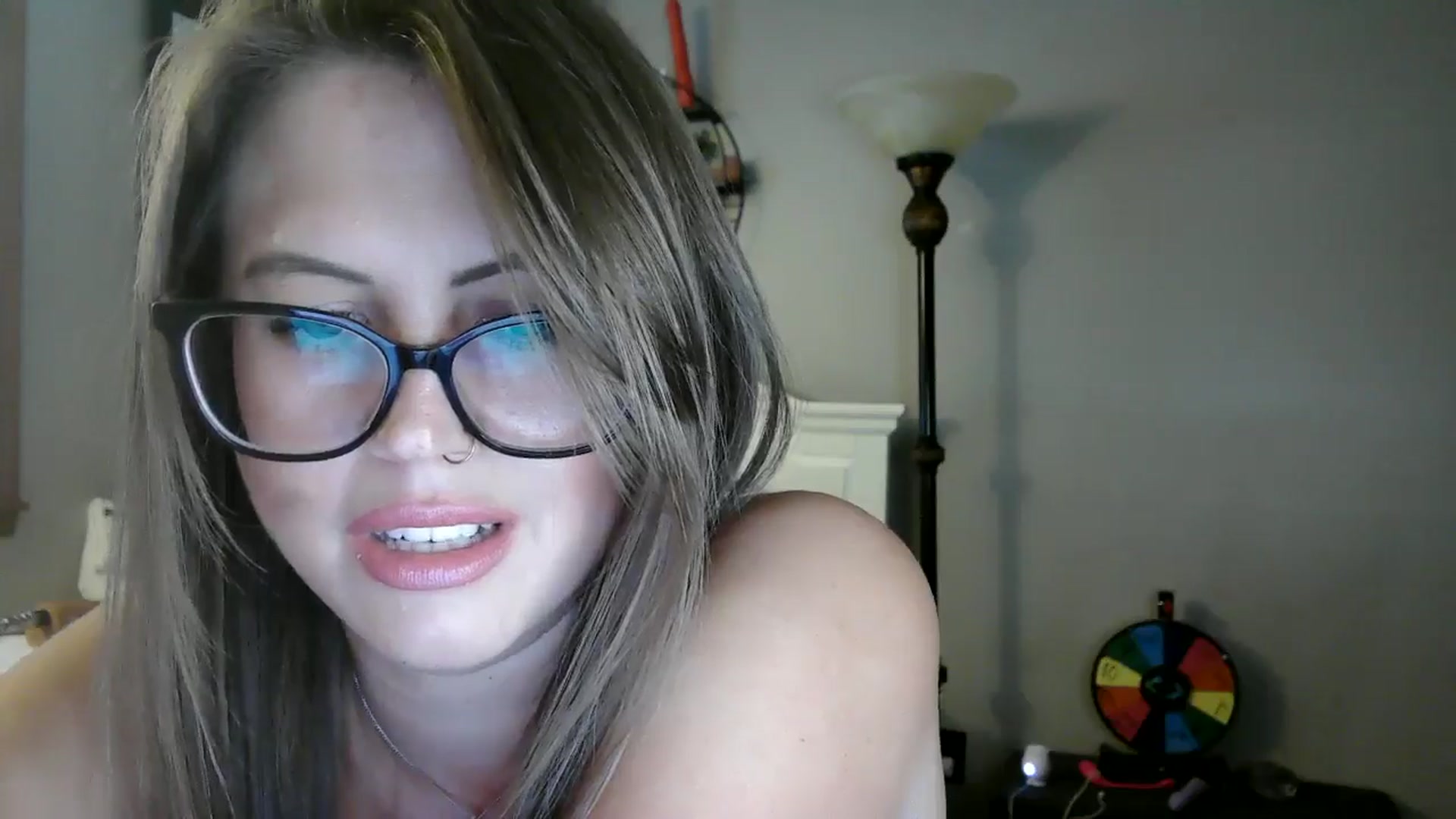 Gallery image thumbnail from WhisperGirl21's myfreecams stream on, 10/08/2024, 20:31 image 10 of 20