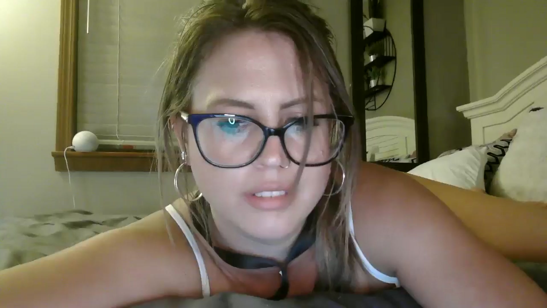 Gallery image thumbnail from WhisperGirl21's myfreecams stream on, 10/24/2024, 04:17 image 20 of 20