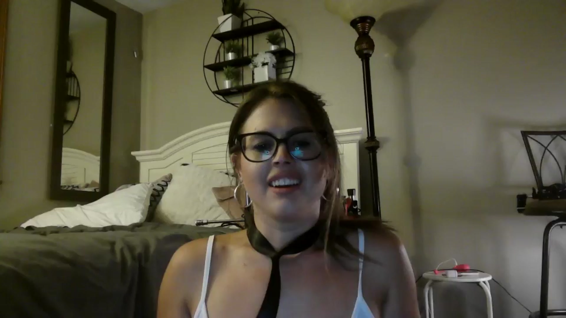 Gallery image thumbnail from WhisperGirl21's myfreecams stream on, 10/24/2024, 04:17 image 1 of 20