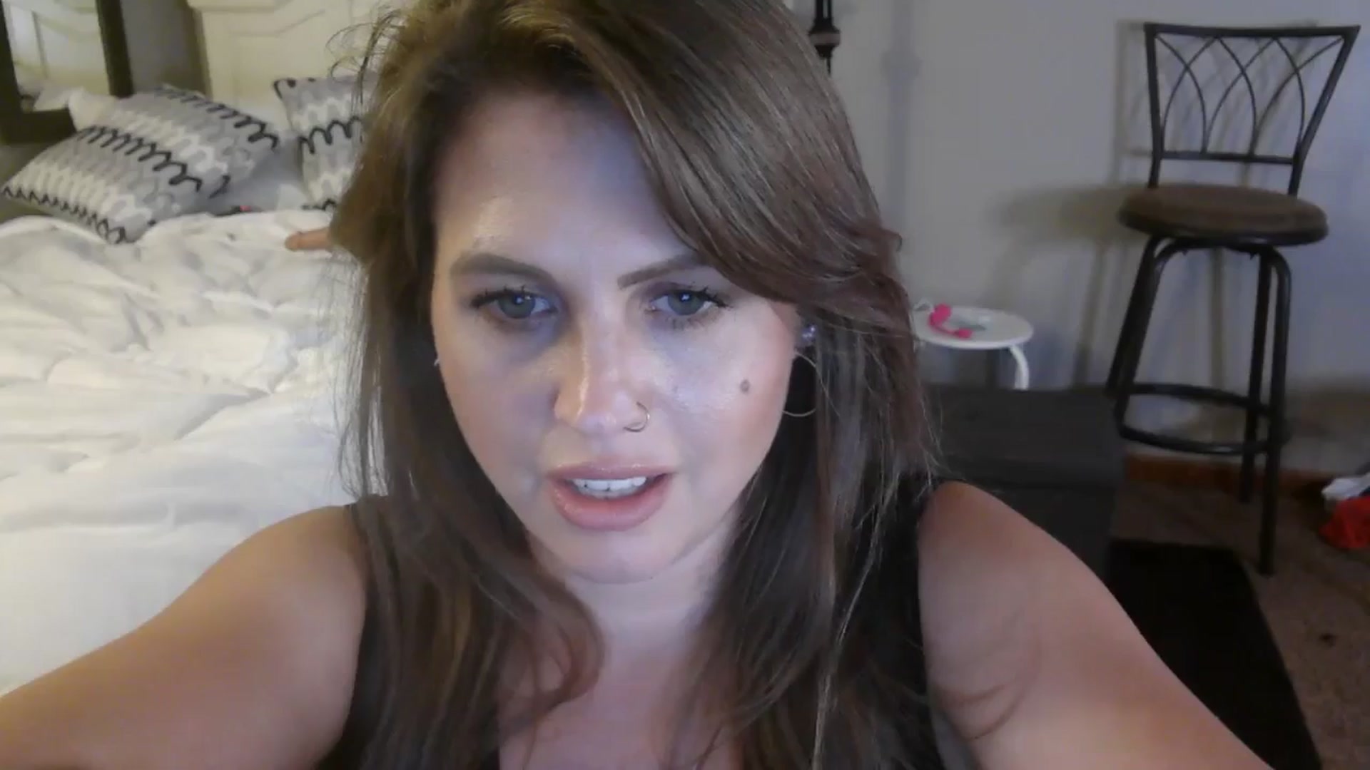 Gallery image thumbnail from WhisperGirl21's myfreecams stream on, 10/29/2024, 05:02 image 13 of 20
