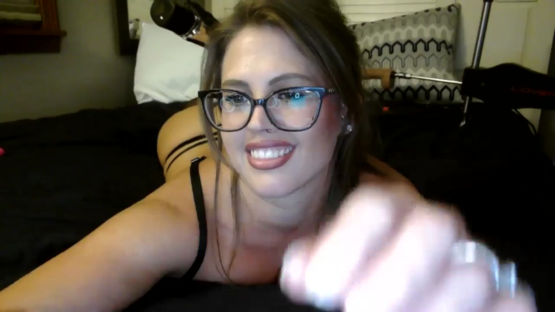 Gallery image thumbnail from WhisperGirl21's myfreecams stream on, 10/31/2024, 03:51 image 9 of 20