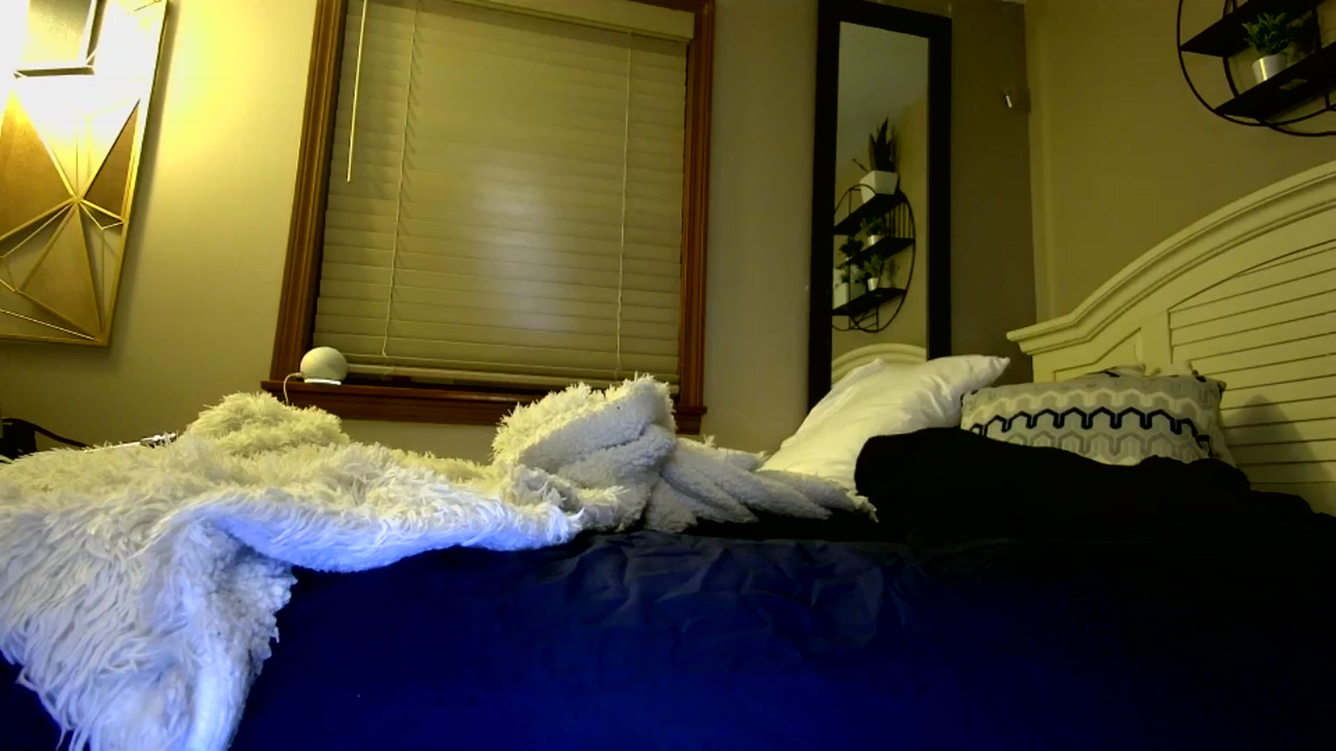 Gallery image thumbnail from WhisperGirl21's myfreecams stream on, 11/03/2024, 02:16 image 14 of 20