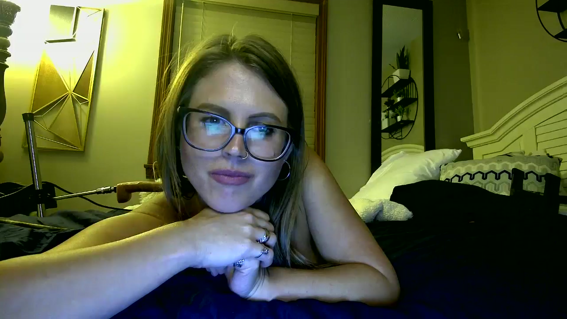 Gallery image thumbnail from WhisperGirl21's myfreecams stream on, 11/03/2024, 02:41 image 8 of 20