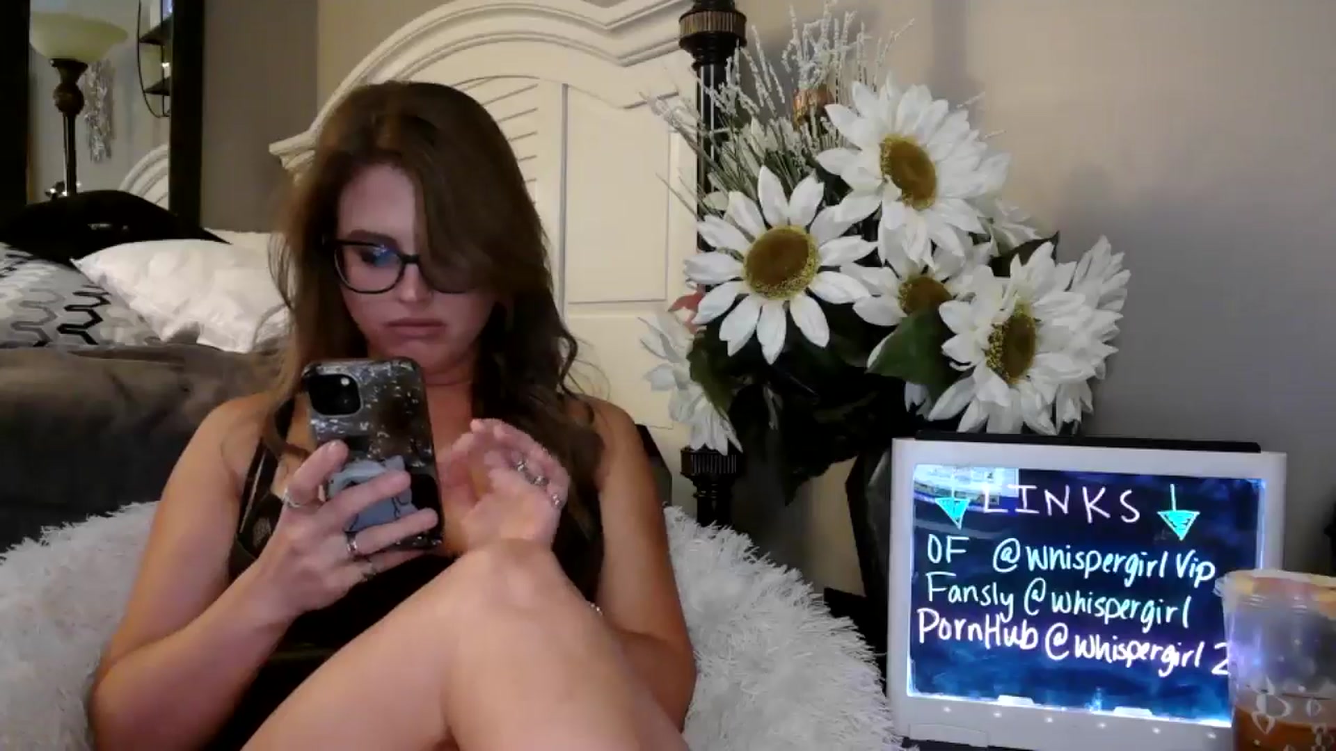 Gallery image thumbnail from WhisperGirl21's myfreecams stream on, 11/15/2024, 17:51 image 7 of 20