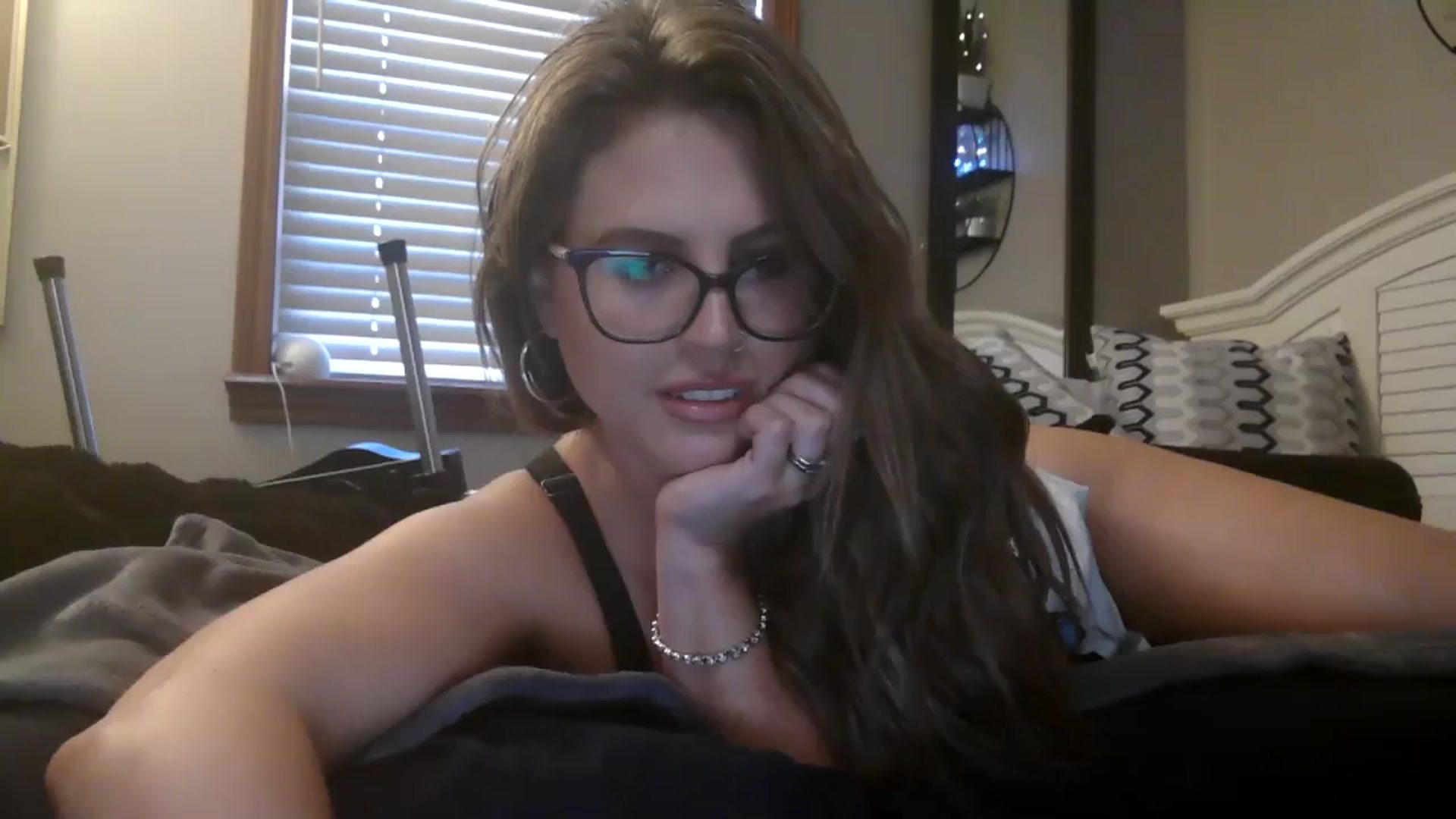 Gallery image thumbnail from WhisperGirl21's myfreecams stream on, 11/19/2024, 16:04 image 20 of 20